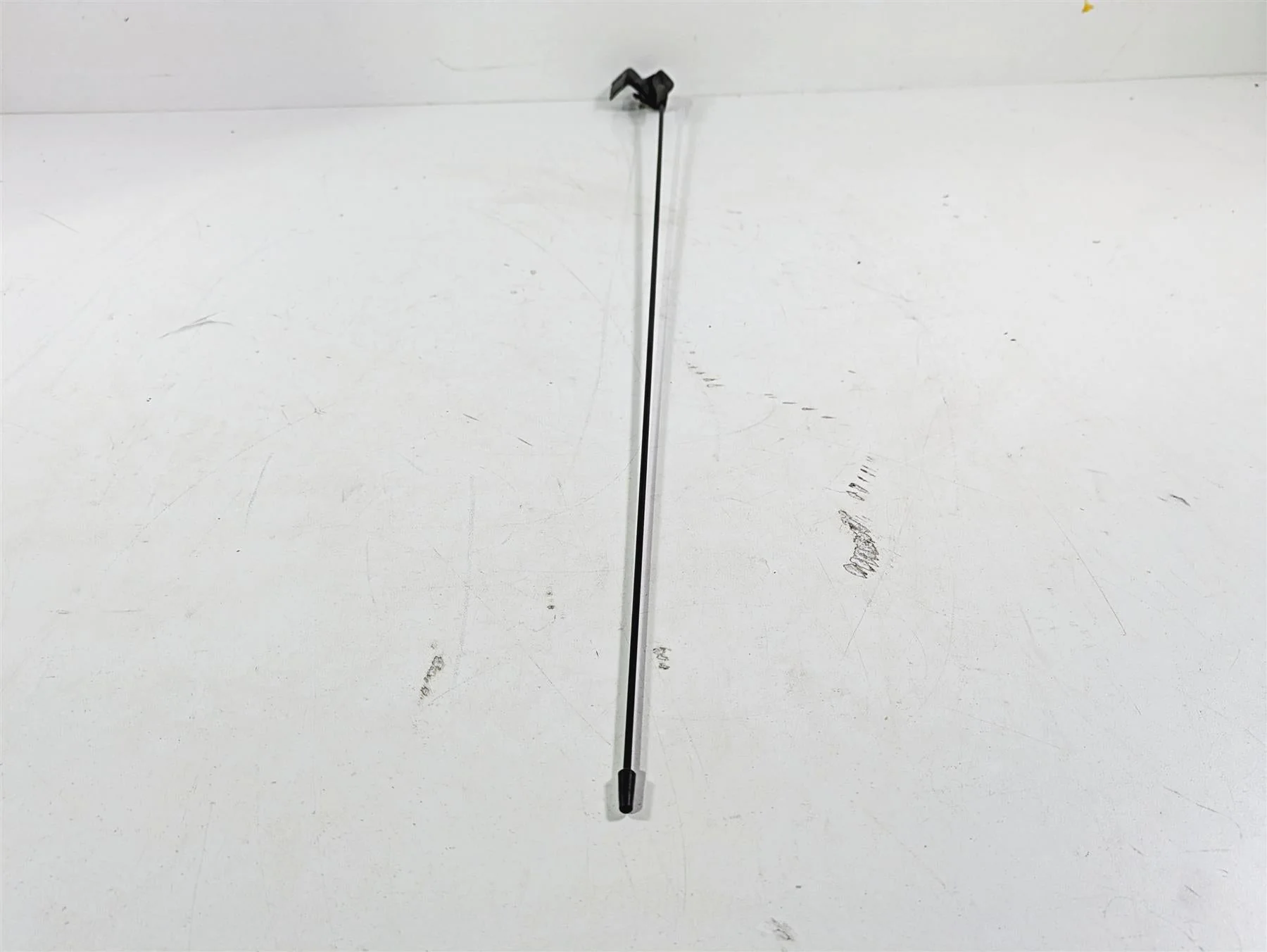 2018 Indian Chieftain Dark Horse Radio FM Antenna & Mount 4012213 4012274 - Image 4