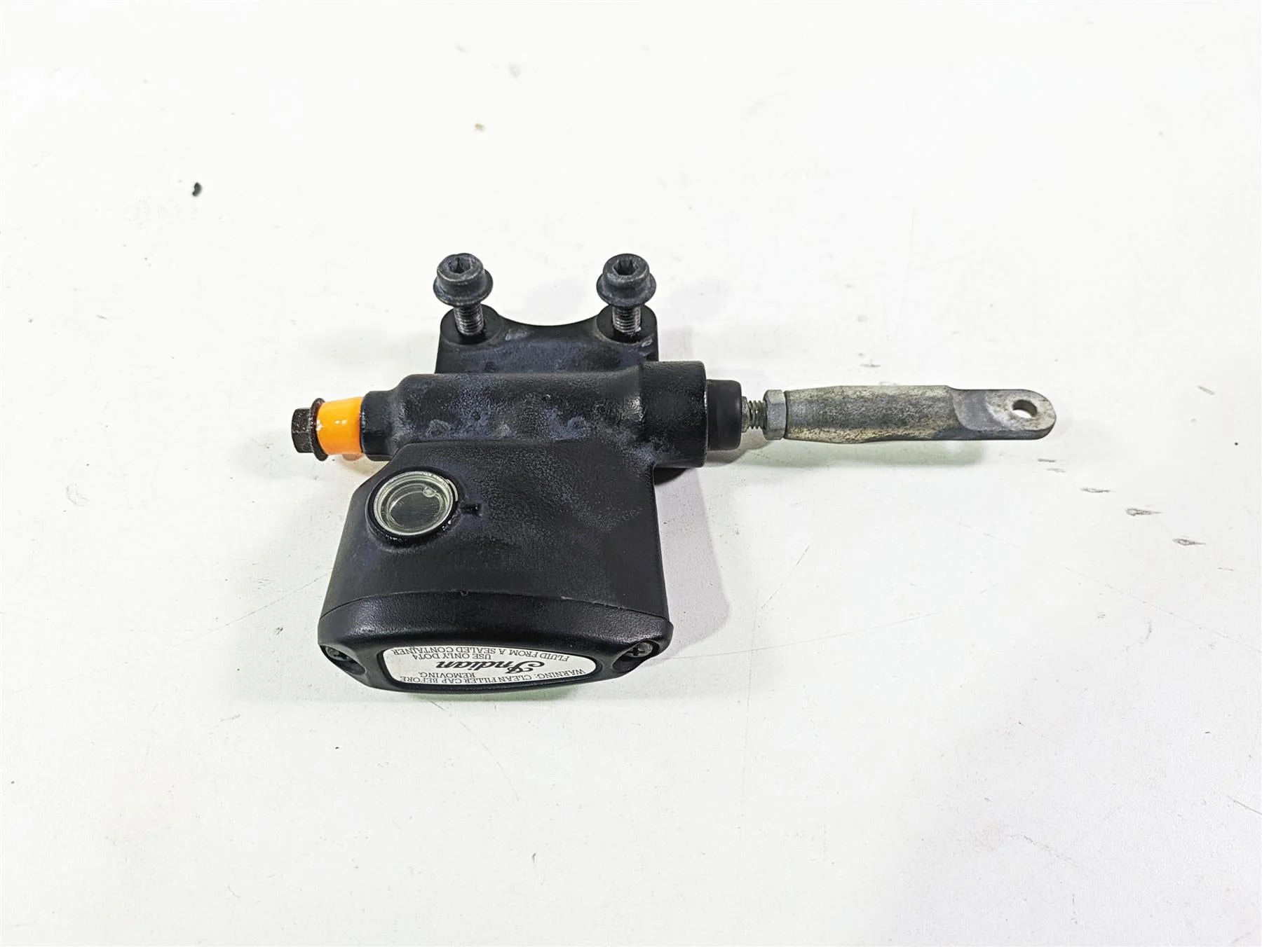 2018 Indian Chieftain Dark Horse Rear Brake Master Cylinder 5/8" 1912864 - Image 3