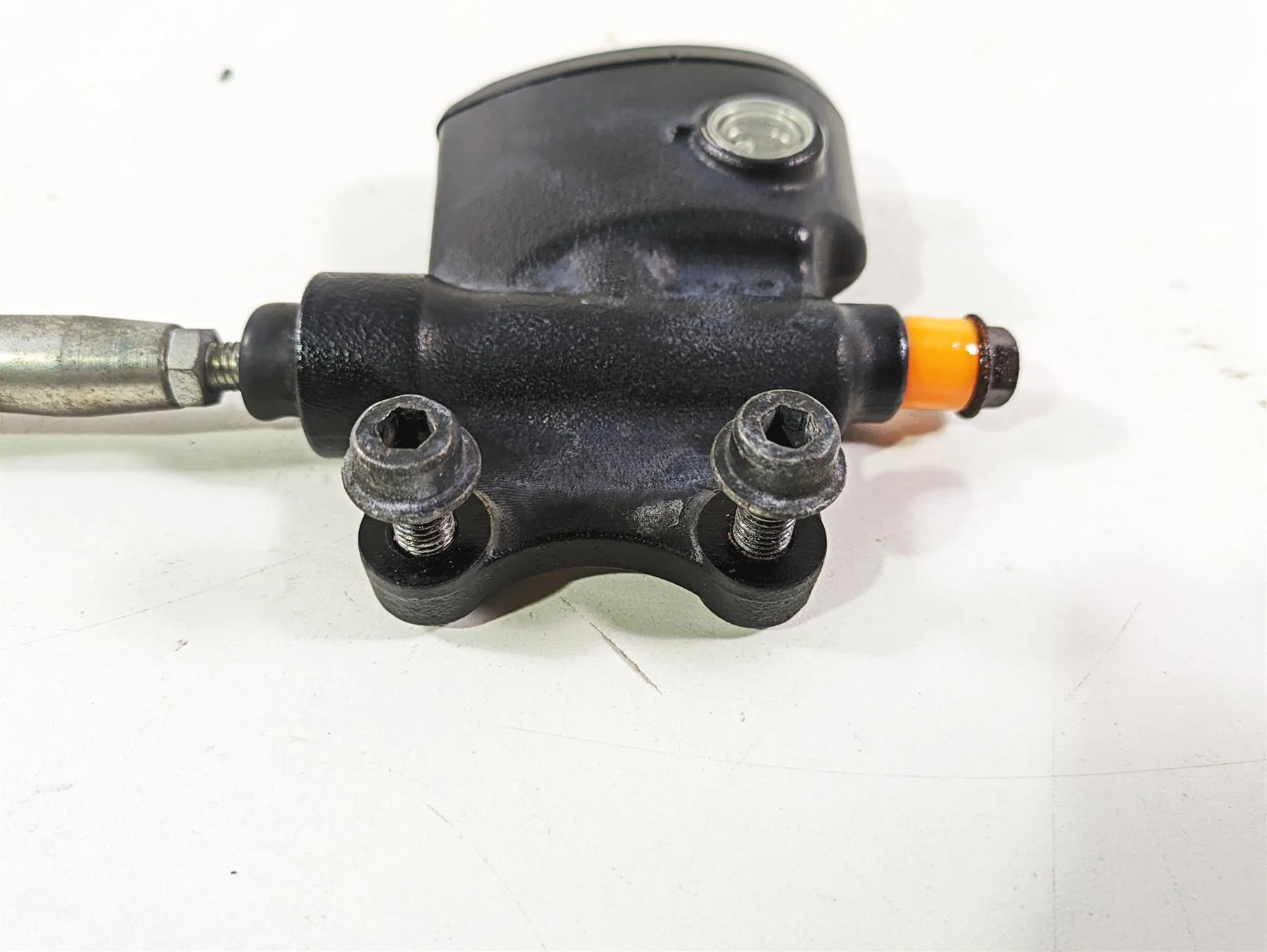 2018 Indian Chieftain Dark Horse Rear Brake Master Cylinder 5/8" 1912864 - Image 8