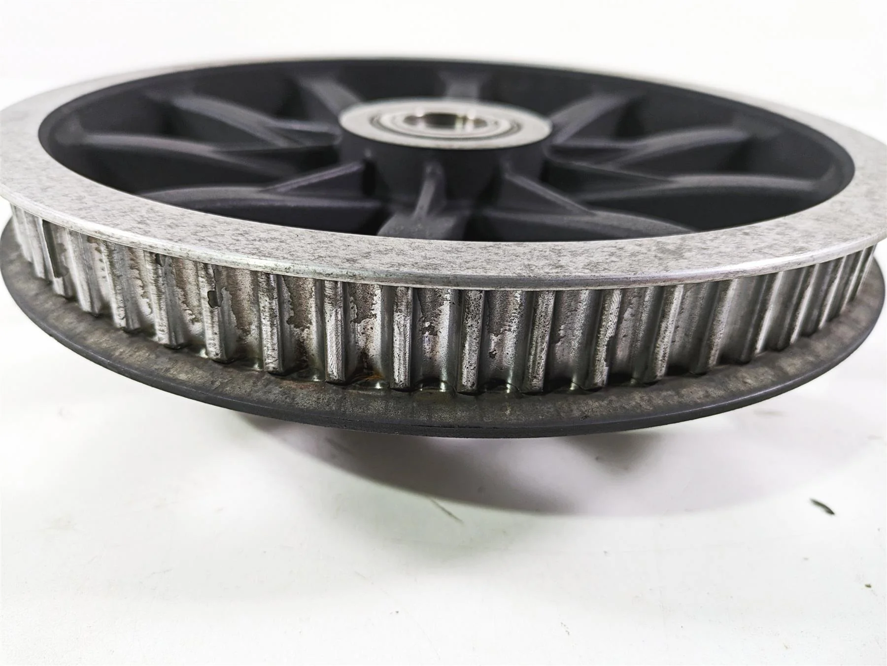 2018 Indian Chieftain Dark Horse Rear Drive Belt Pulley 66T 1333429 - Image 6