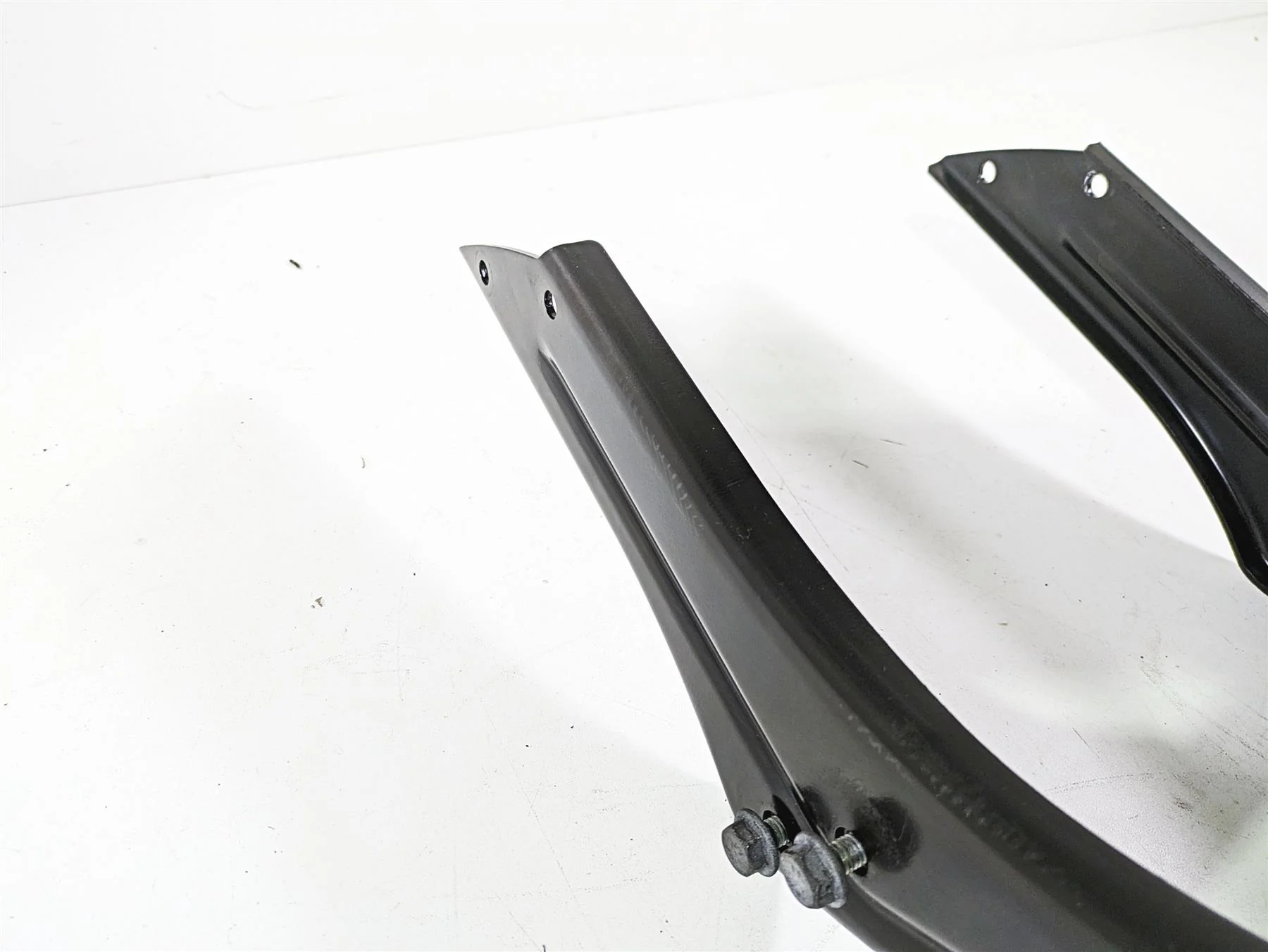 2018 Indian Chieftain Dark Horse Rear Fender Metal Support 1023005 1024636 - Image 9