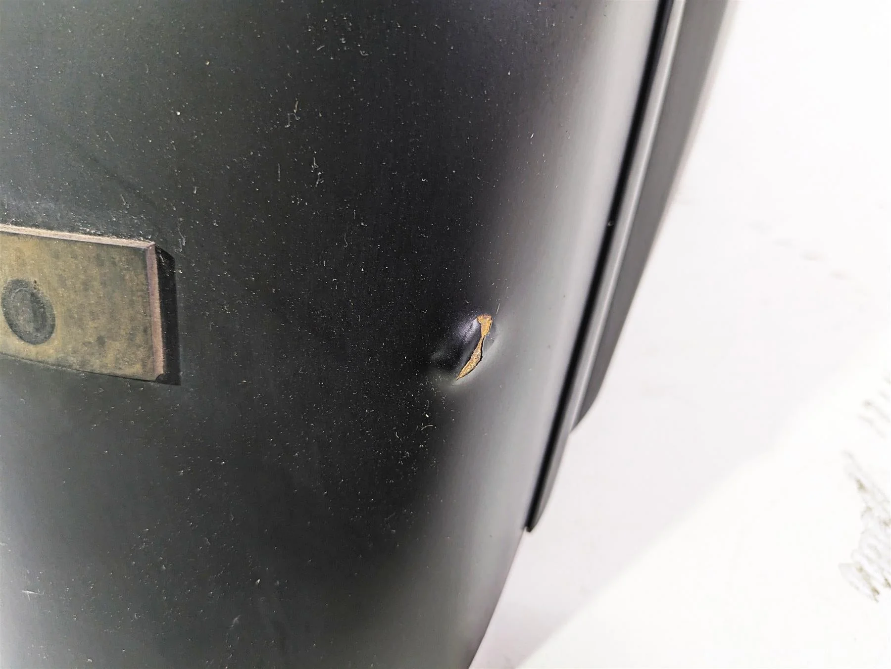 2018 Indian Chieftain Dark Horse Rear Fender -Read 1019209 1024389 - Image 3