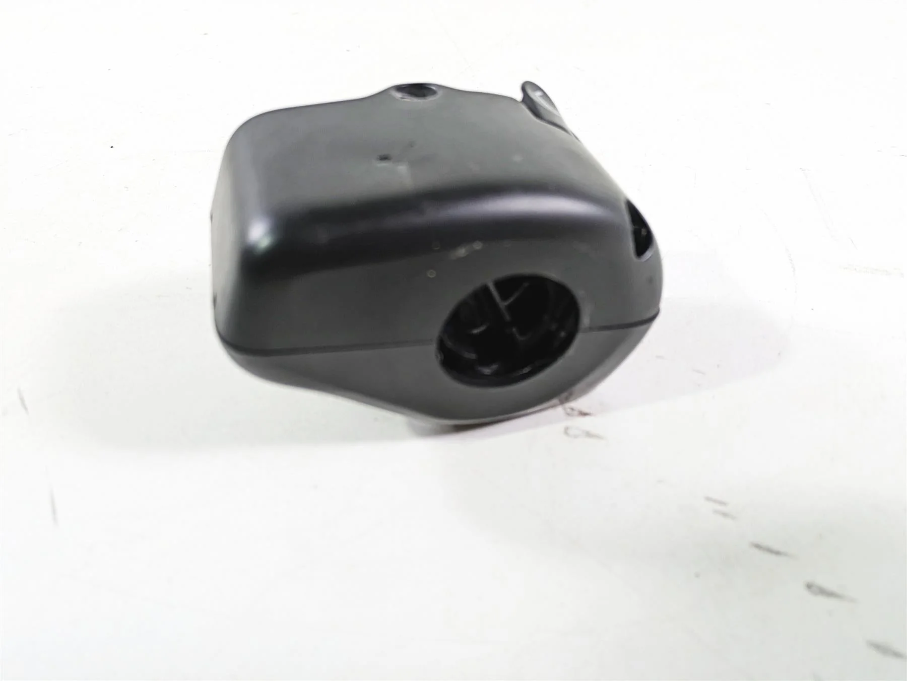 2018 Indian Chieftain Dark Horse Right Hand Control Switch 4016911 4018445 - Image 11