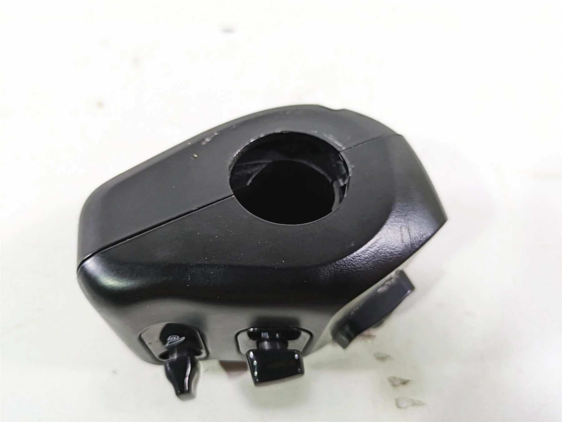 2018 Indian Chieftain Dark Horse Right Hand Control Switch 4016911 4018445 - Image 12