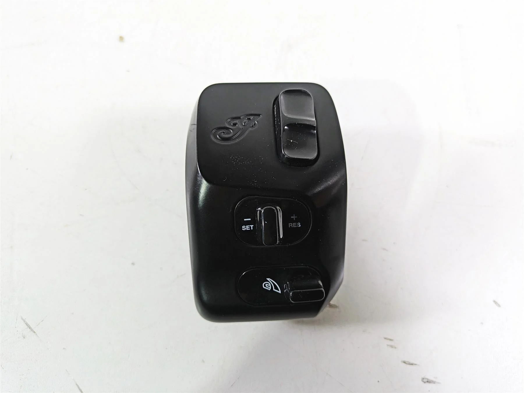 2018 Indian Chieftain Dark Horse Right Hand Control Switch 4016911 4018445 - Image 5