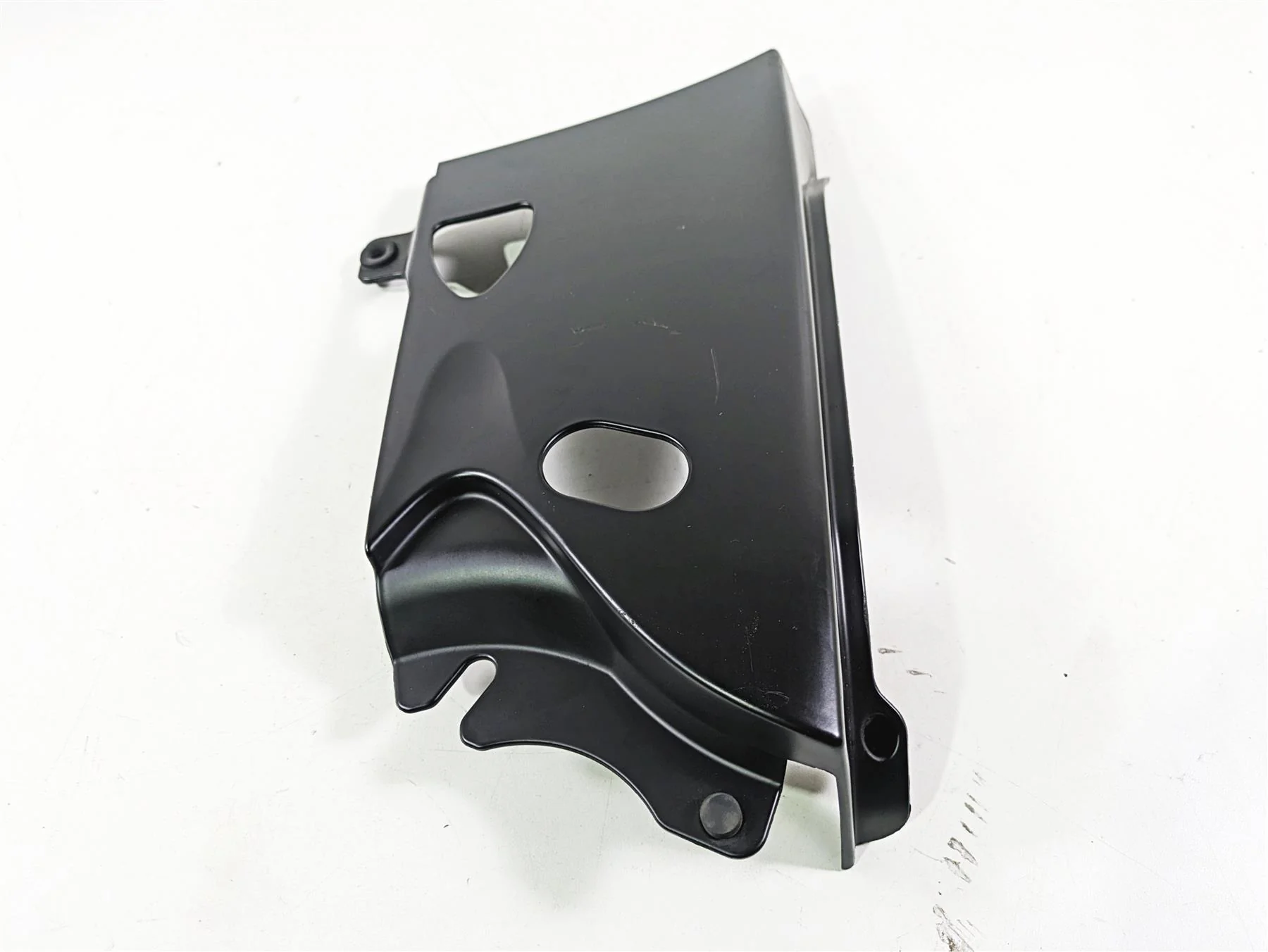 2018 Indian Chieftain Dark Horse Right Lower Side Cover Fairing 5450418 5456034 - Image 2
