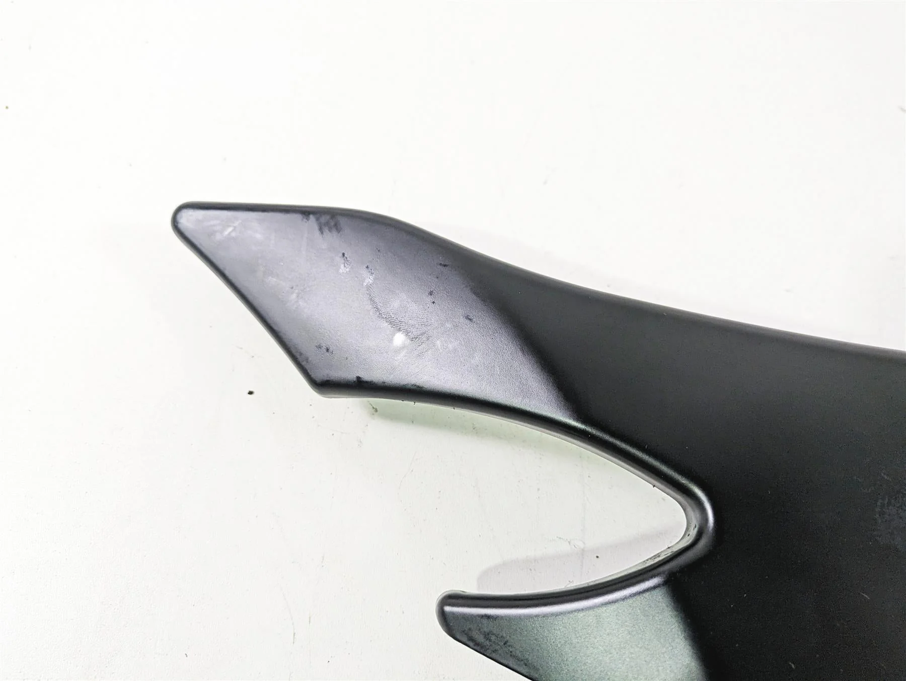 2018 Indian Chieftain Dark Horse Right Upper Side Cover Fairing 5450243 - Image 6