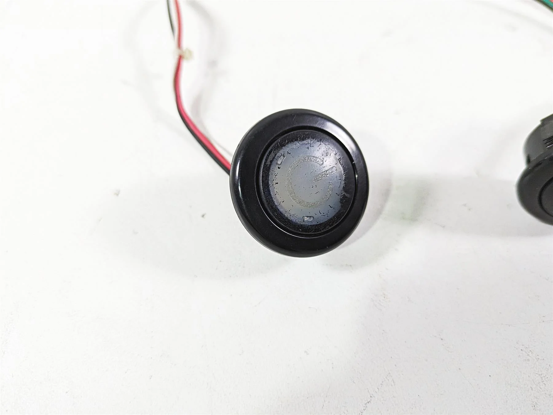 2018 Indian Chieftain Dark Horse Start And Fog Light Button 4016999 4016998 - Image 5