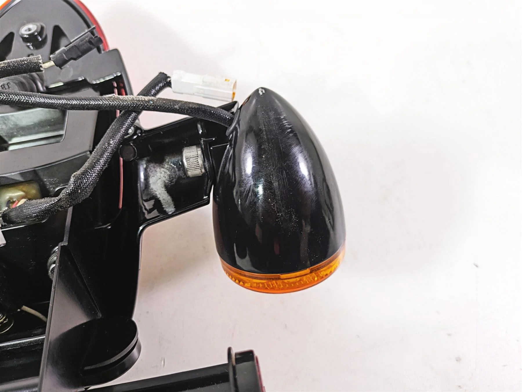 2018 Indian Chieftain Dark Horse Taillight Blinker Plate Holder Set 5138445 - Image 12