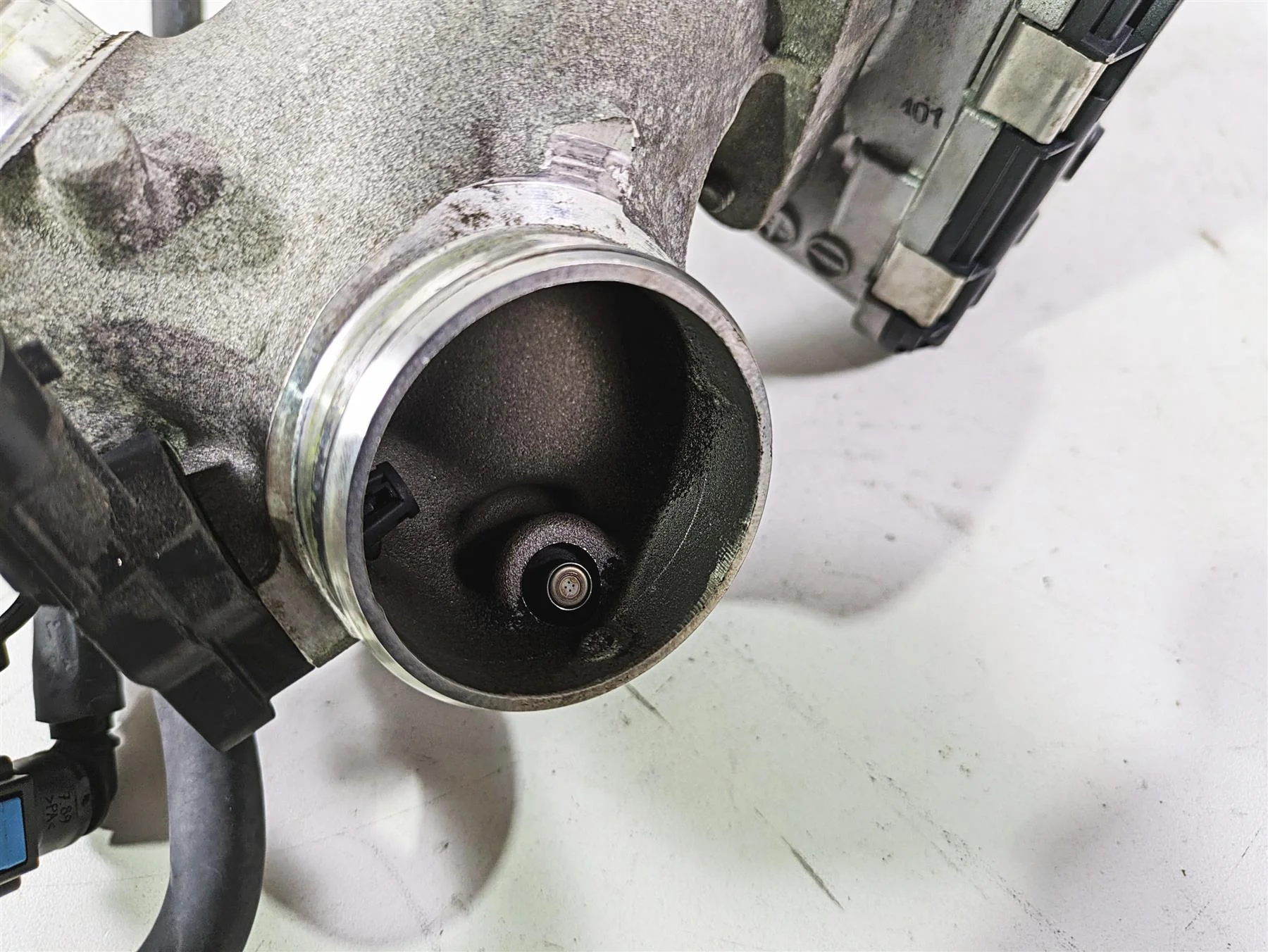 2018 Indian Chieftain Dark Horse Throttle Body & Intake I 5138214 T 1204685 - Image 11