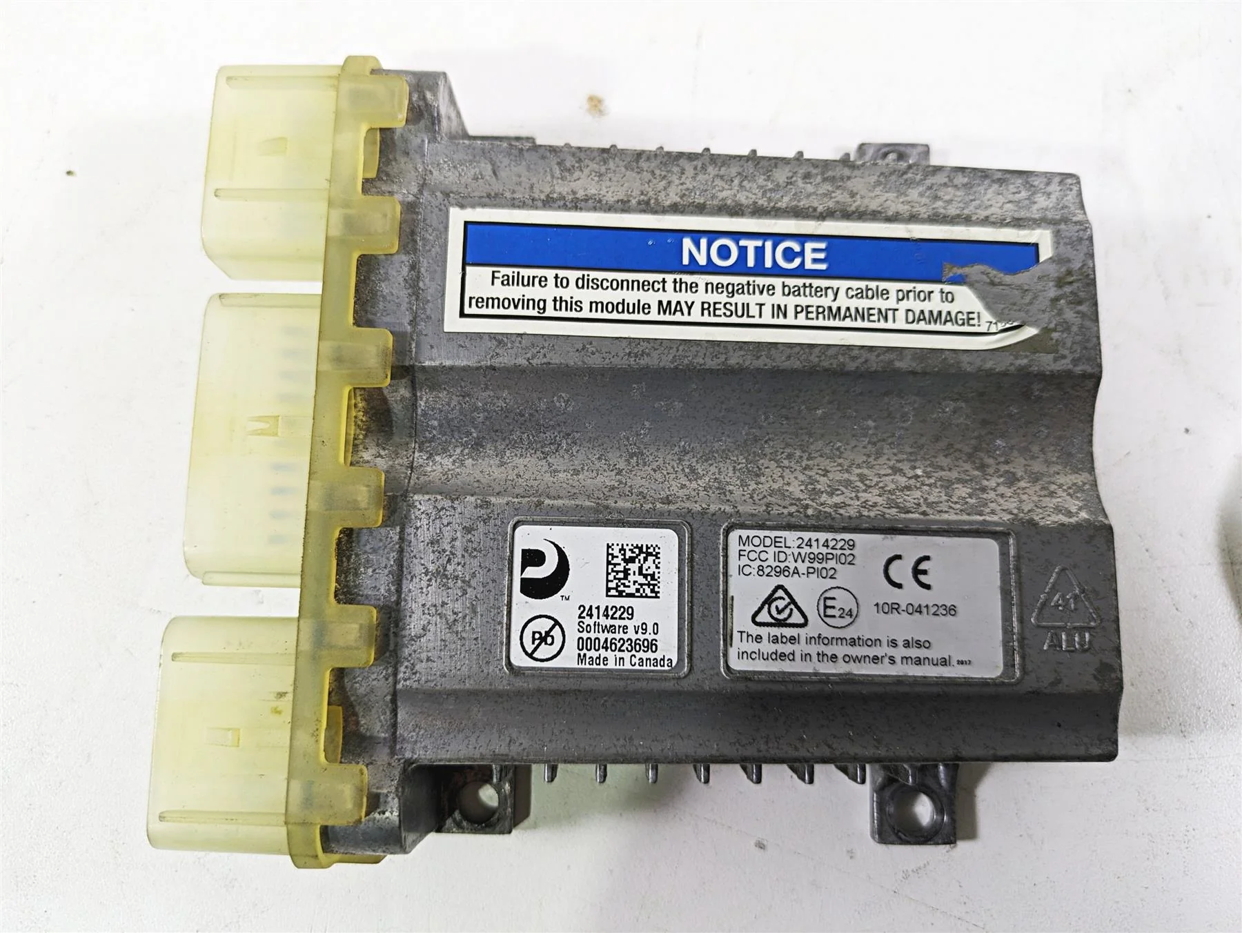 2018 Indian Chieftain Dark Horse Vcm Vehicle Control Module & Fob 2414229 - Image 5