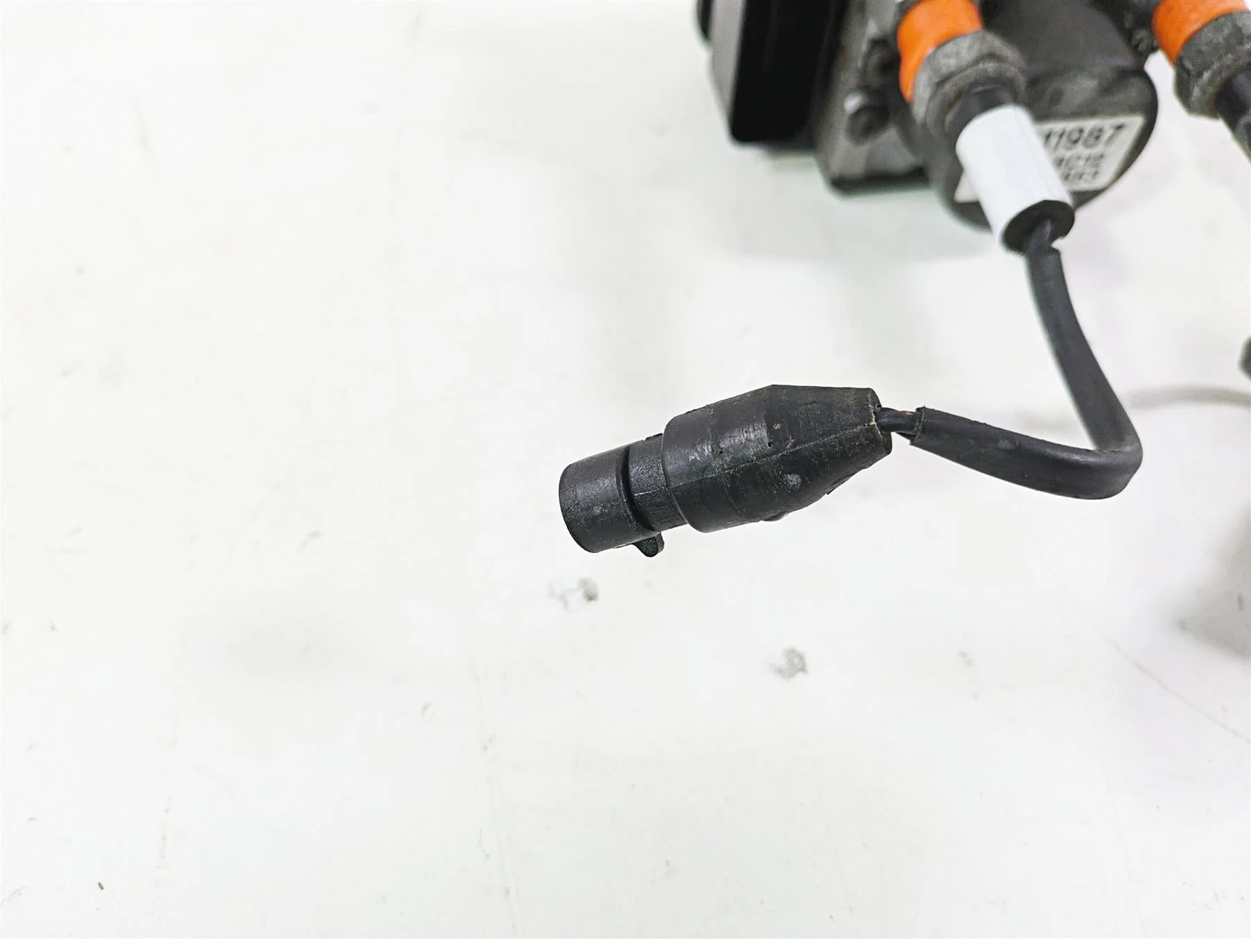 2018 Indian Chieftain Limited Abs Brake Pump Unit Module 2204981 - Image 6
