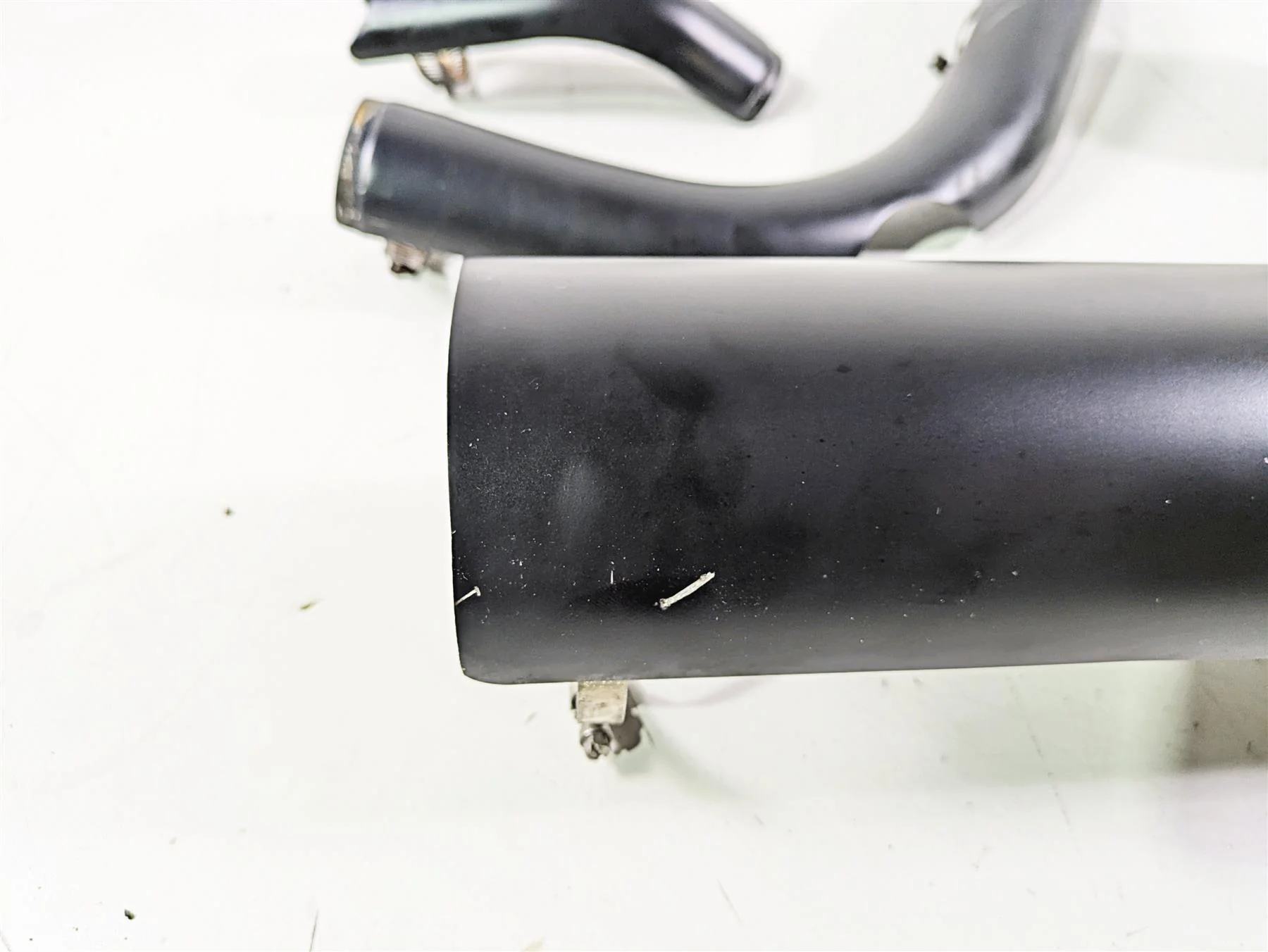 2018 Indian Chieftain Limited Black Exhaust Header Heatshield Set 1262531 - Image 5