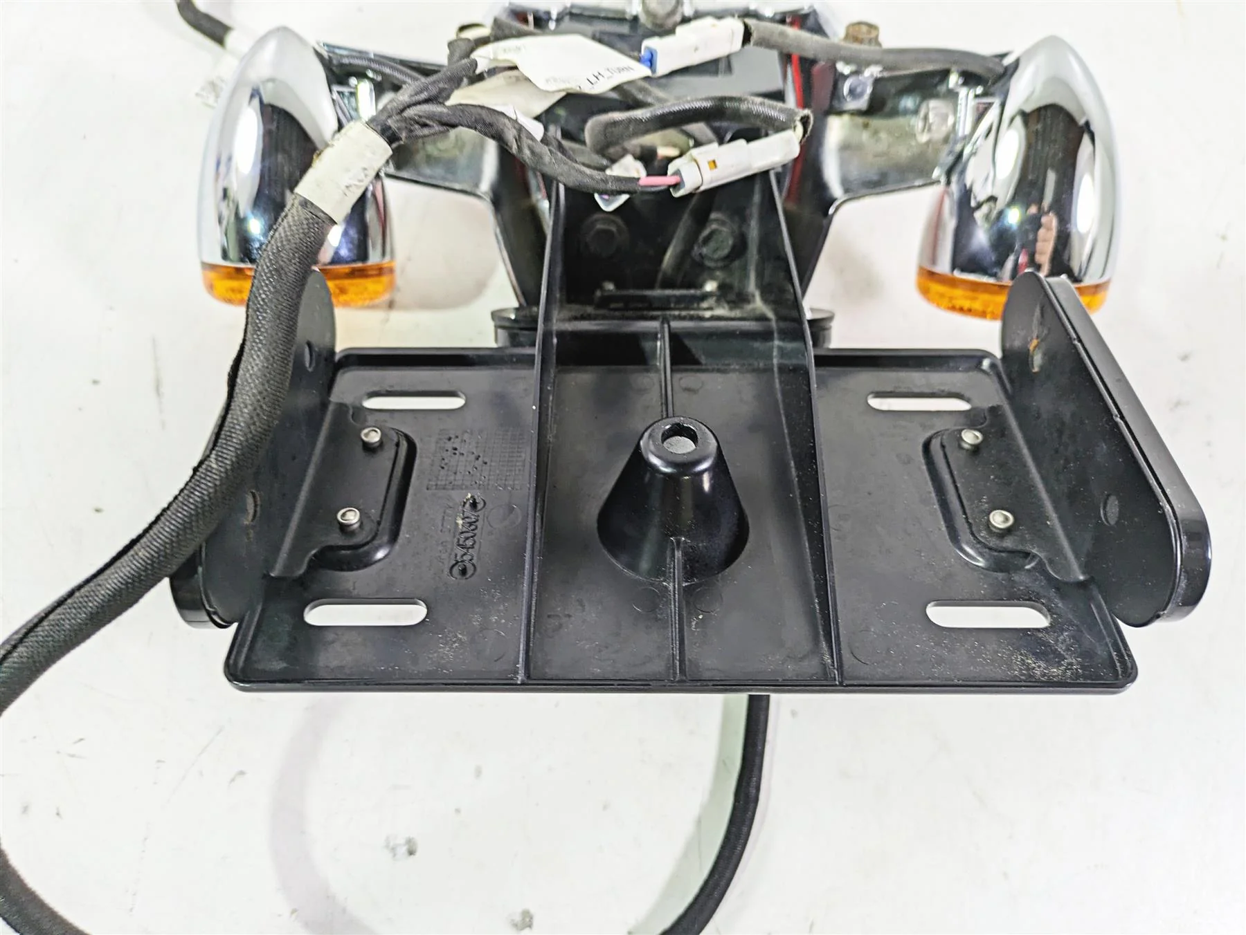 2018 Indian Chieftain Limited Chrome Taillight Blinker Plate Holder Set 5138445 - Image 11