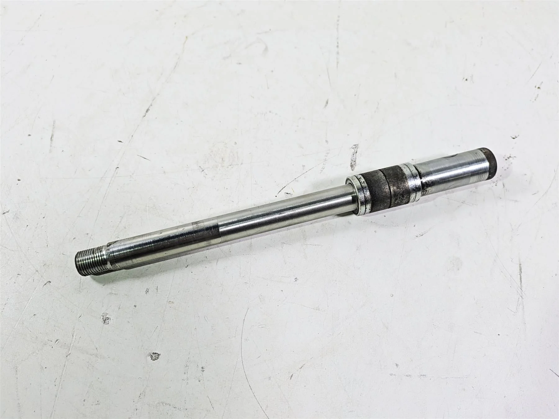 2018 Indian Chieftain Limited Front Axle Wheel Spindle 20mm 5138509