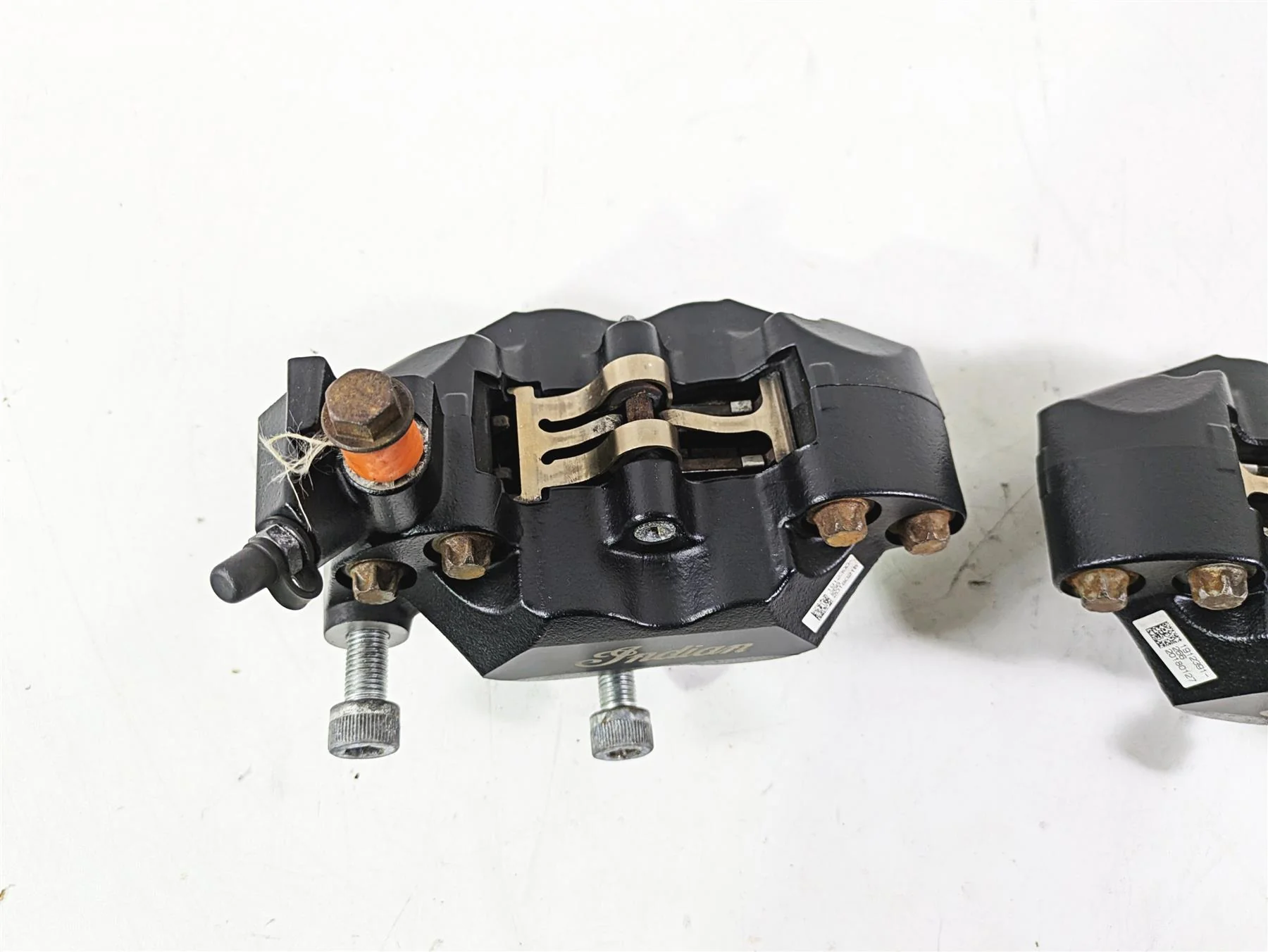 2018 Indian Chieftain Limited Front Brake Caliper Set 1912390 1912391 - Image 5