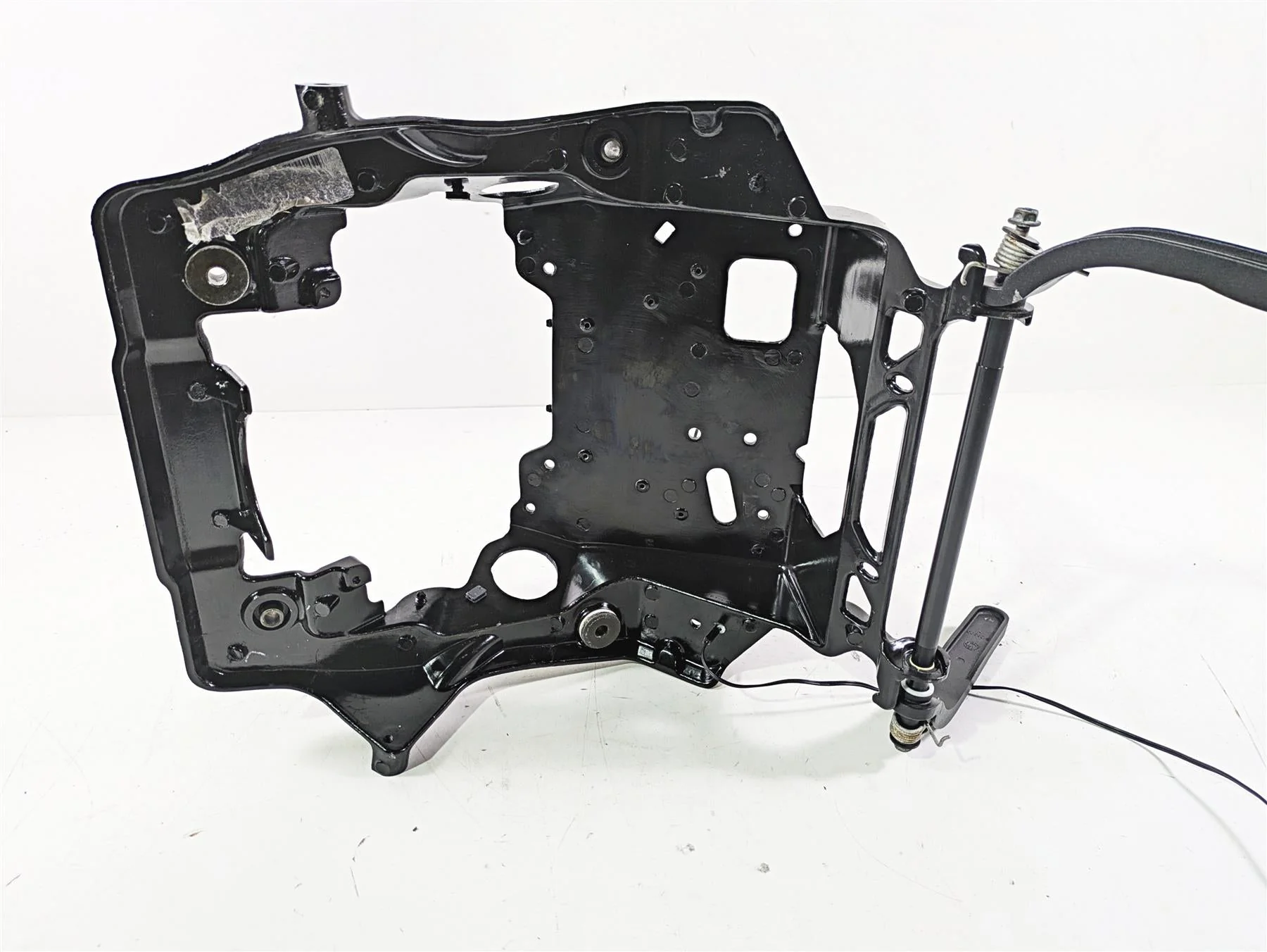 2018 Indian Chieftain Limited Front Fairing Stay Holder Carrier 1022608 - Image 12
