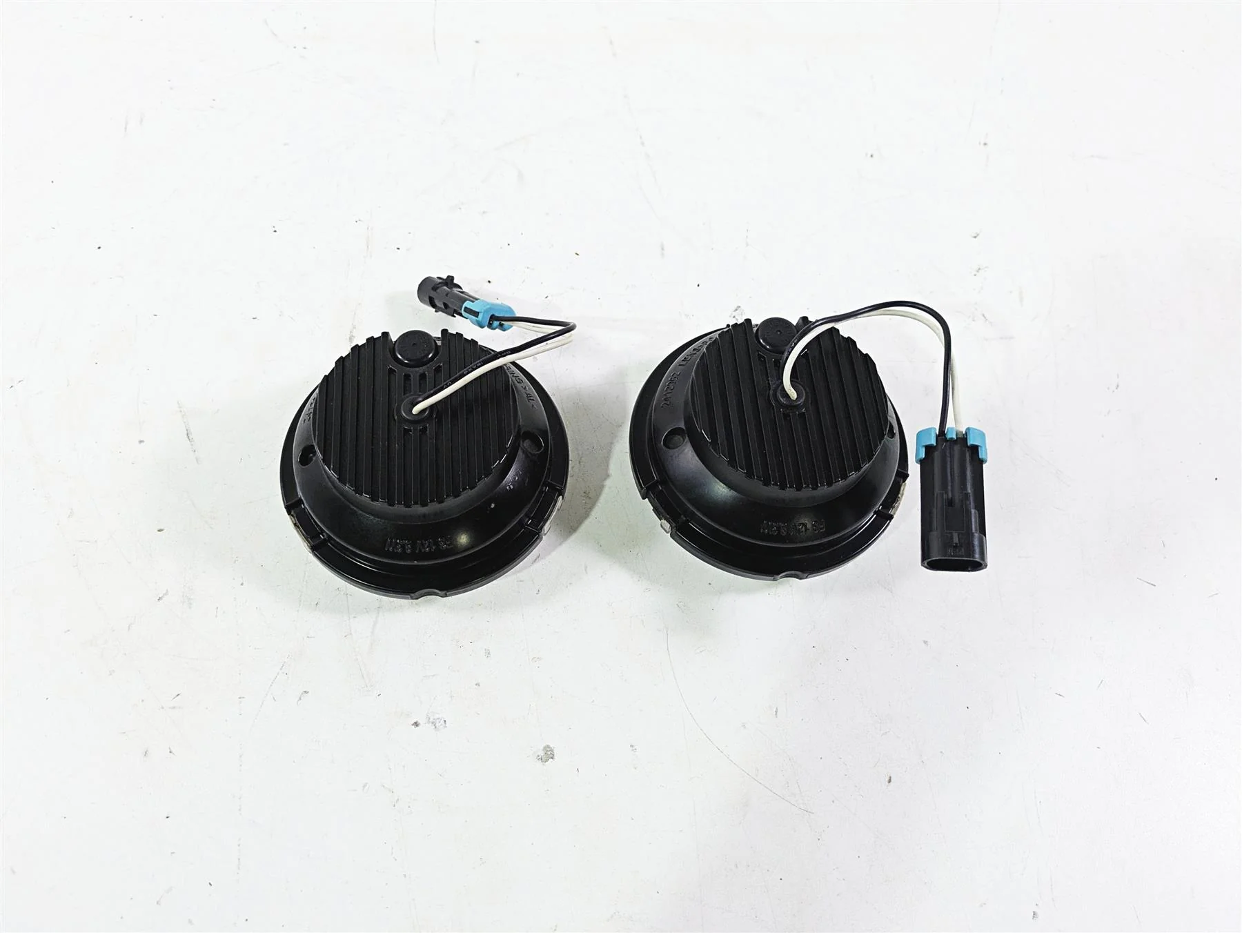 2018 Indian Chieftain Limited Front Fog Spot Light Lamp Lens Set 2412962 - Image 8