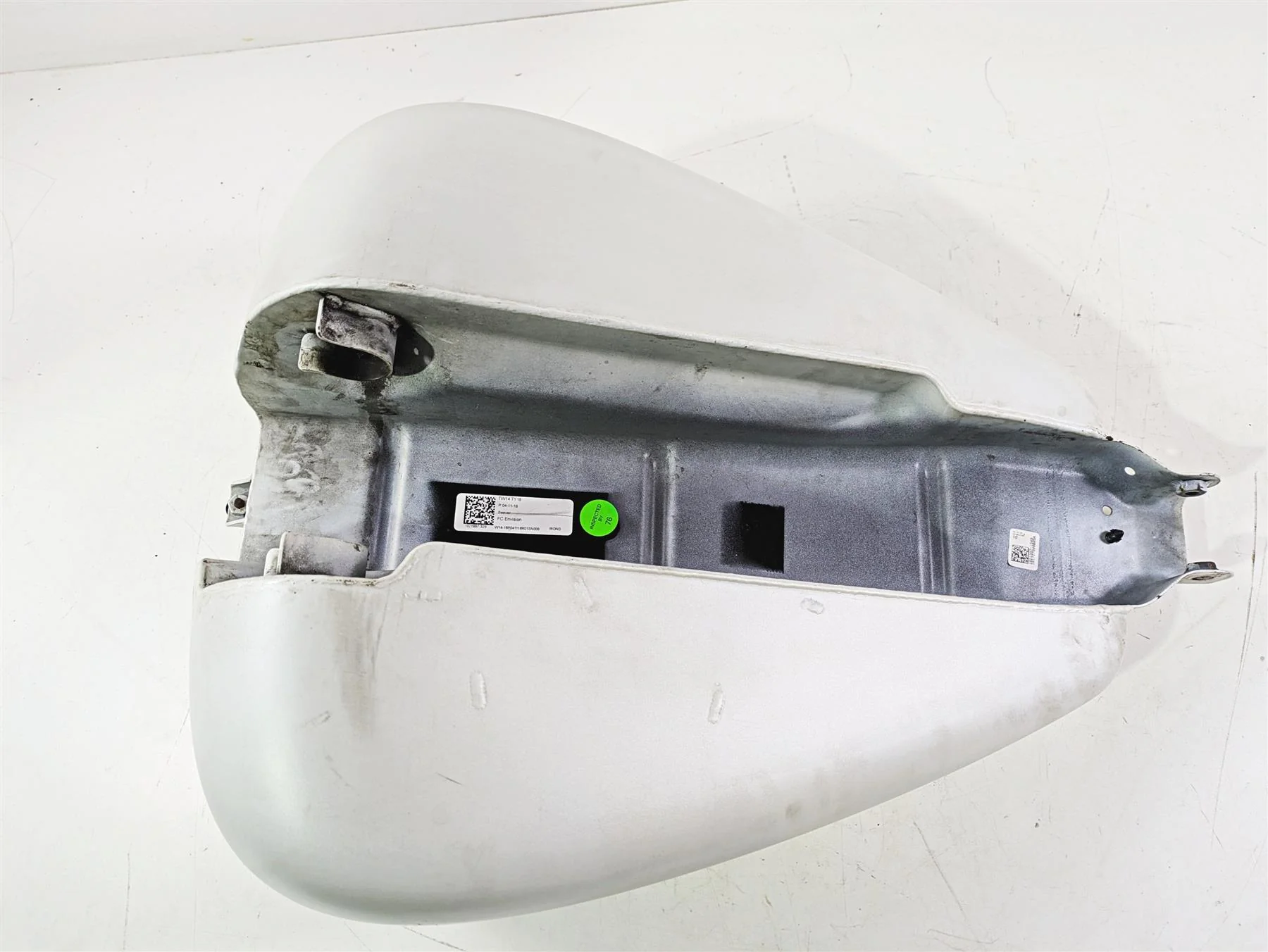 2018 Indian Chieftain Limited Fuel Gas Petrol Tank - Custom Logo 1021997 - Image 11
