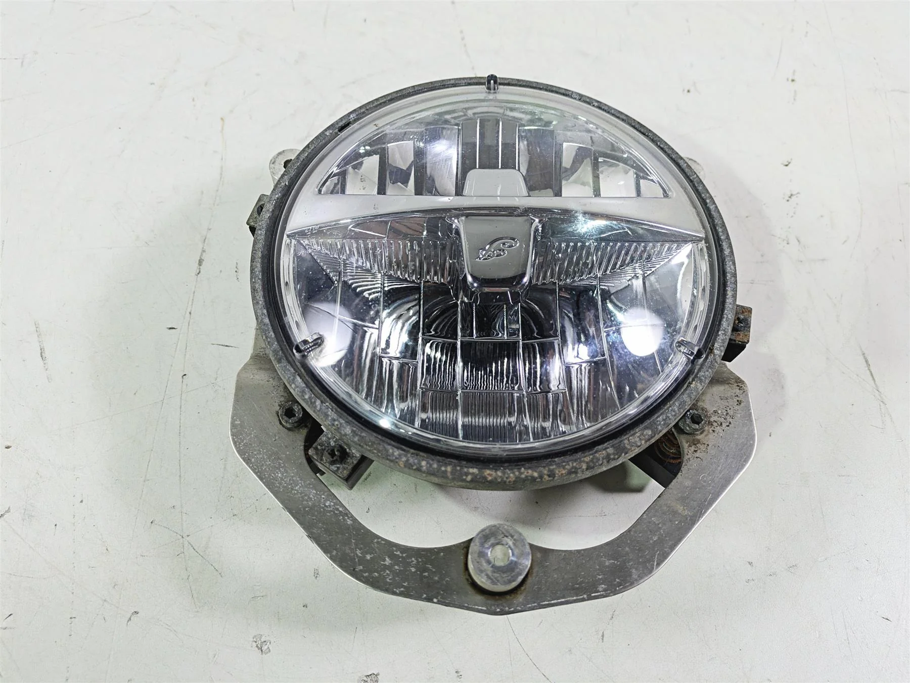 2018 Indian Chieftain Limited Headlight Head Light Lamp Lens 2412961 - Image 6