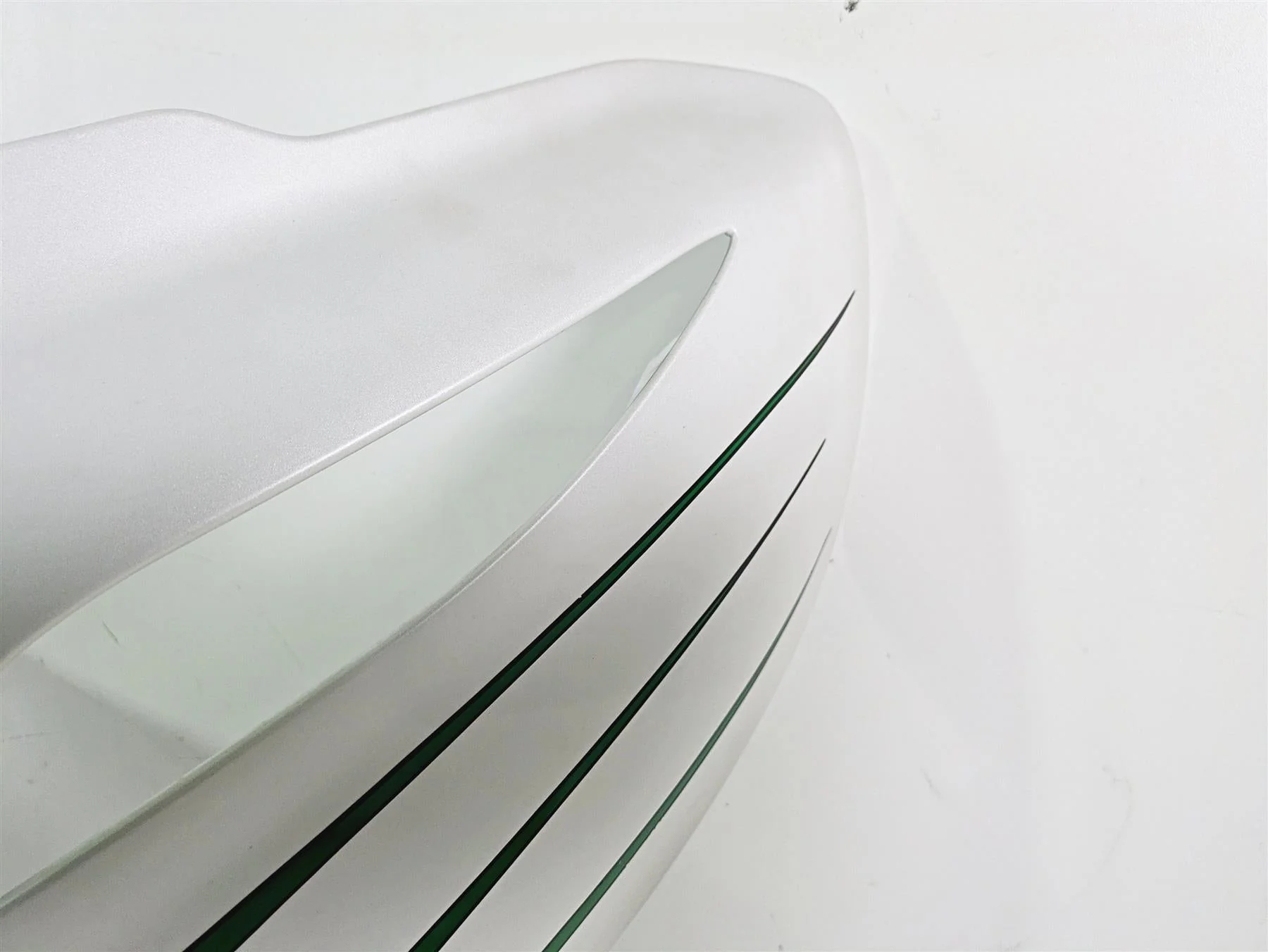2018 Indian Chieftain Limited Outer Front Nose Fairing Cover Pearl White 5439882 - Image 3