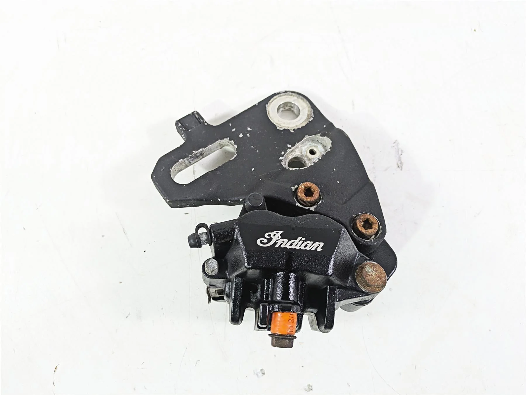 2018 Indian Chieftain Limited Rear Brake Caliper & Bracket 1912006 - Image 3
