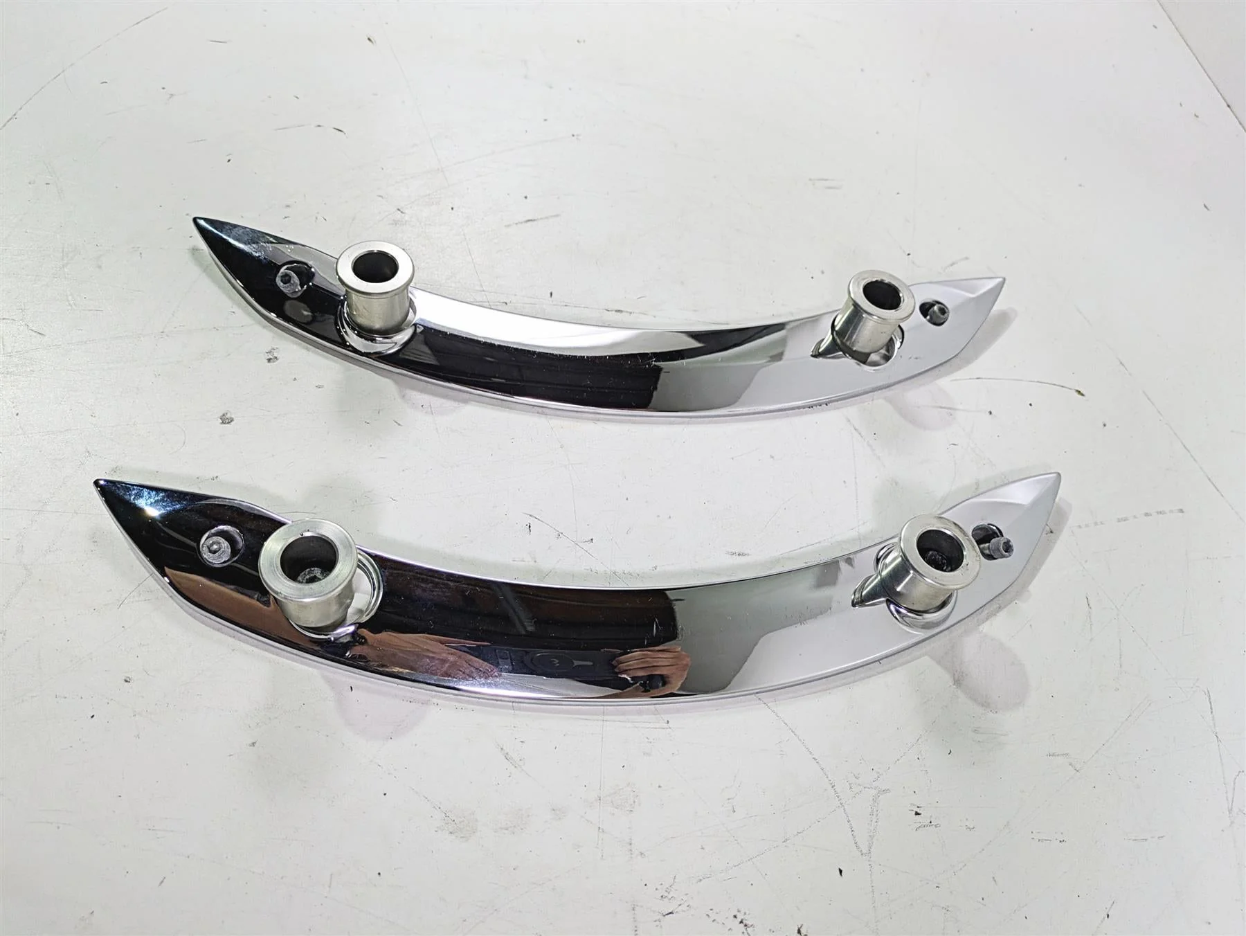 2018 Indian Chieftain Limited Rear Chrome Fender Struts Braces 5139599 5139598 - Image 3