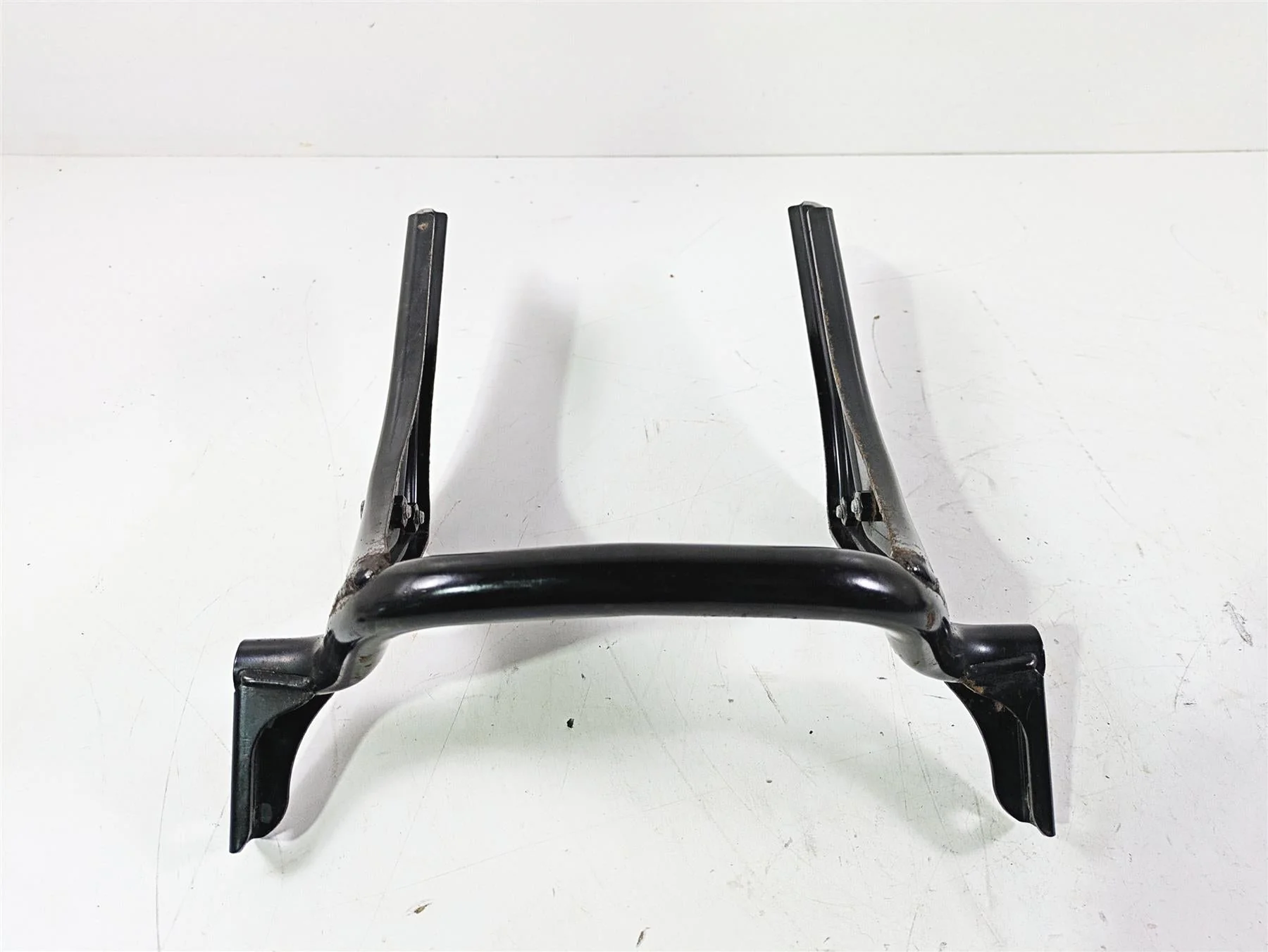2018 Indian Chieftain Limited Rear Fender Metal Support 1023005 - Image 10