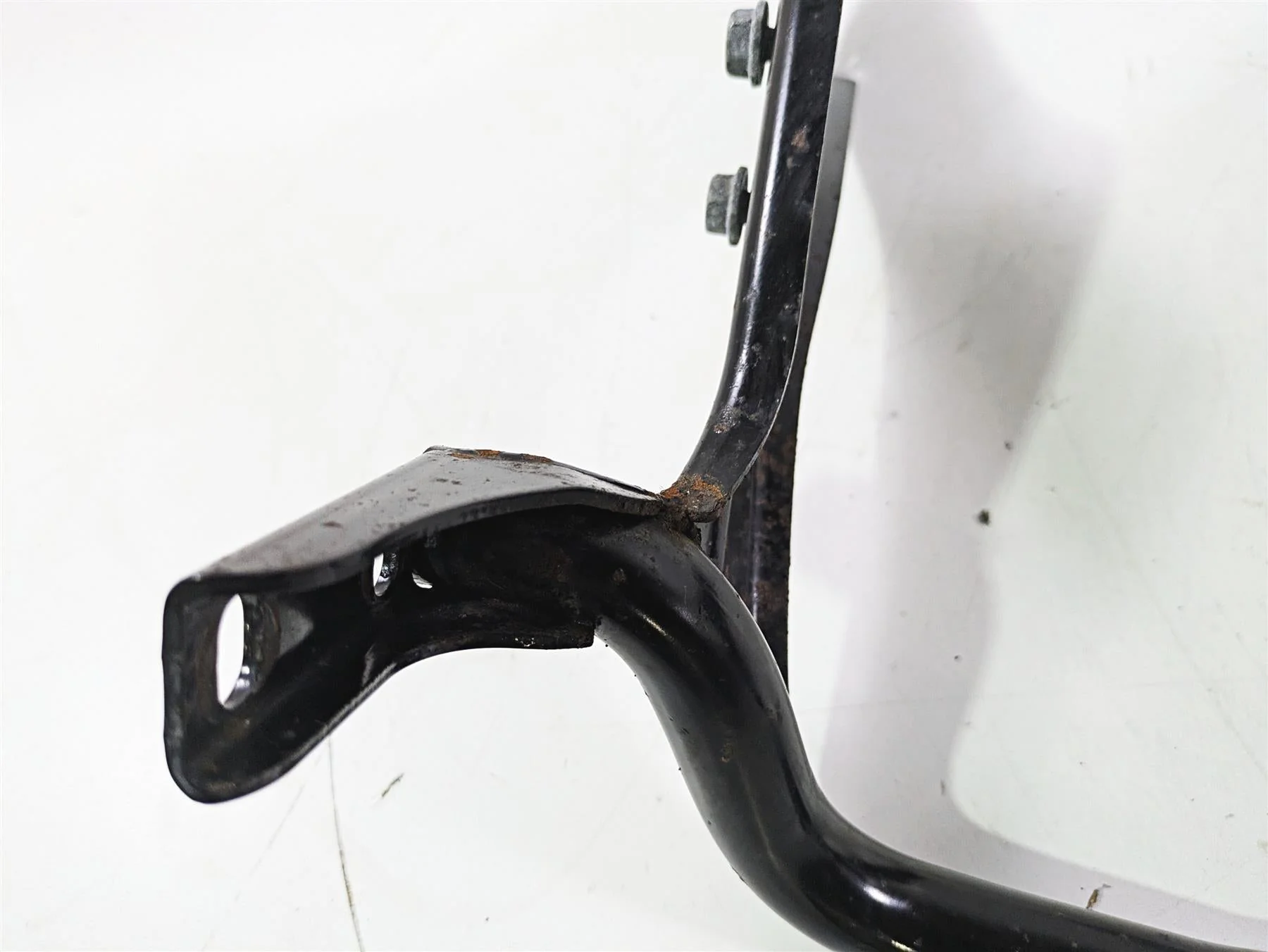 2018 Indian Chieftain Limited Rear Fender Metal Support 1023005 - Image 9