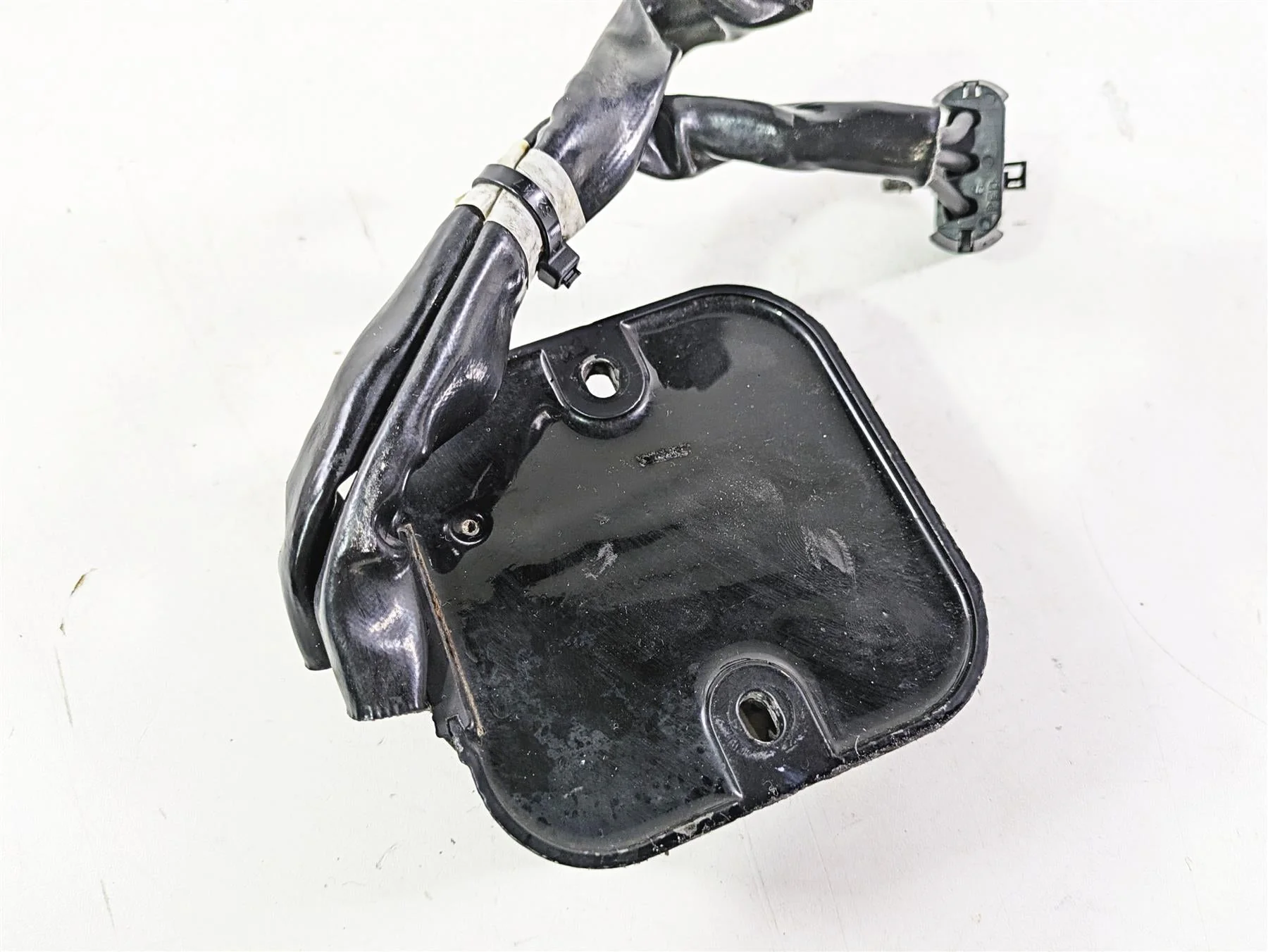 2018 Indian Chieftain Limited Rectifier Voltage Regulator 4014300 - Image 12