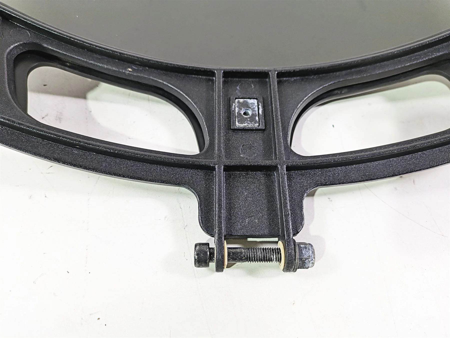 2018 Indian Chieftain Limited Short Windshield Wind Shield & Bracket 2881797 - Image 5