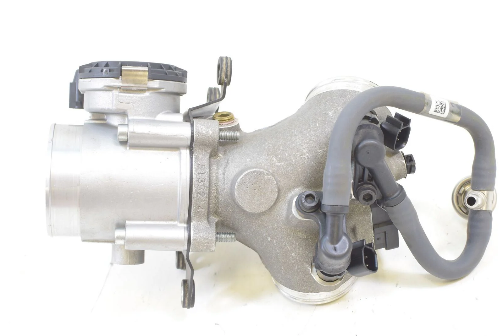 2018 Indian Chieftain Limited Throttle Body & Intake Manifold 1204685 5138214 - Image 6