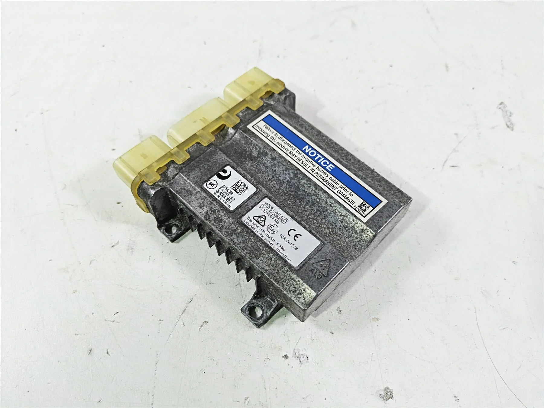 2018 Indian Chieftain Limited Vcm Vehicle Control Module Cdi Ecu Ecm 2414229 - Image 9