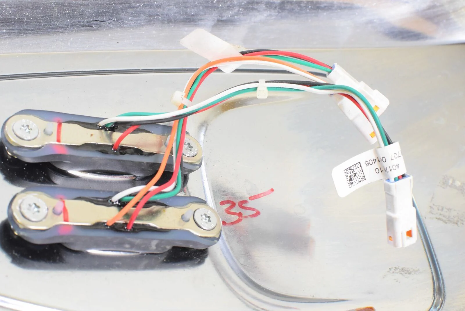 2018 Indian Roadmaster Upper Fuel Tank Dash Switch Console 5633649-156 - Image 11