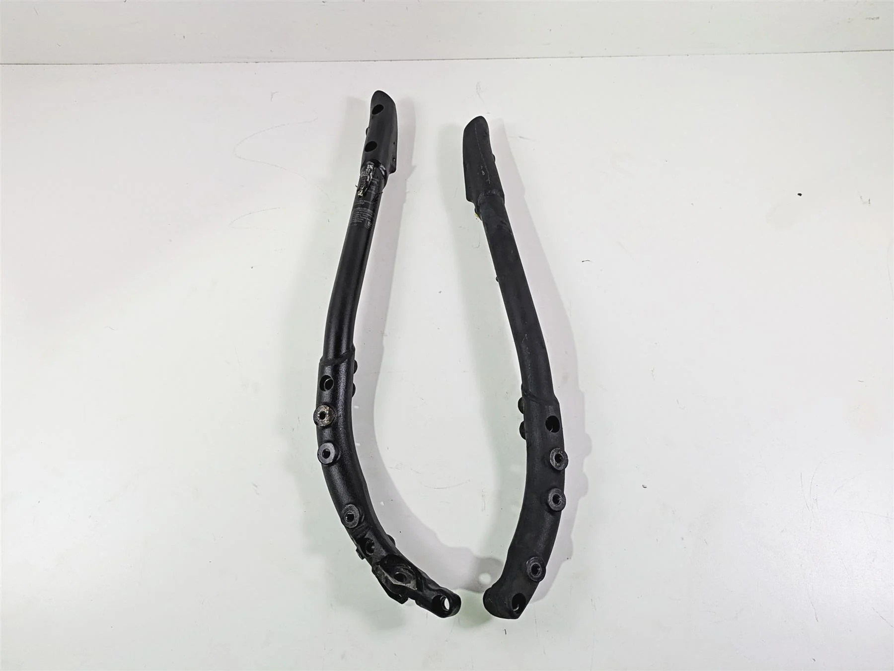 2018 Indian Springfield Dark Horse Front Frame Downtube Set 1026128 1018970 - Image 4