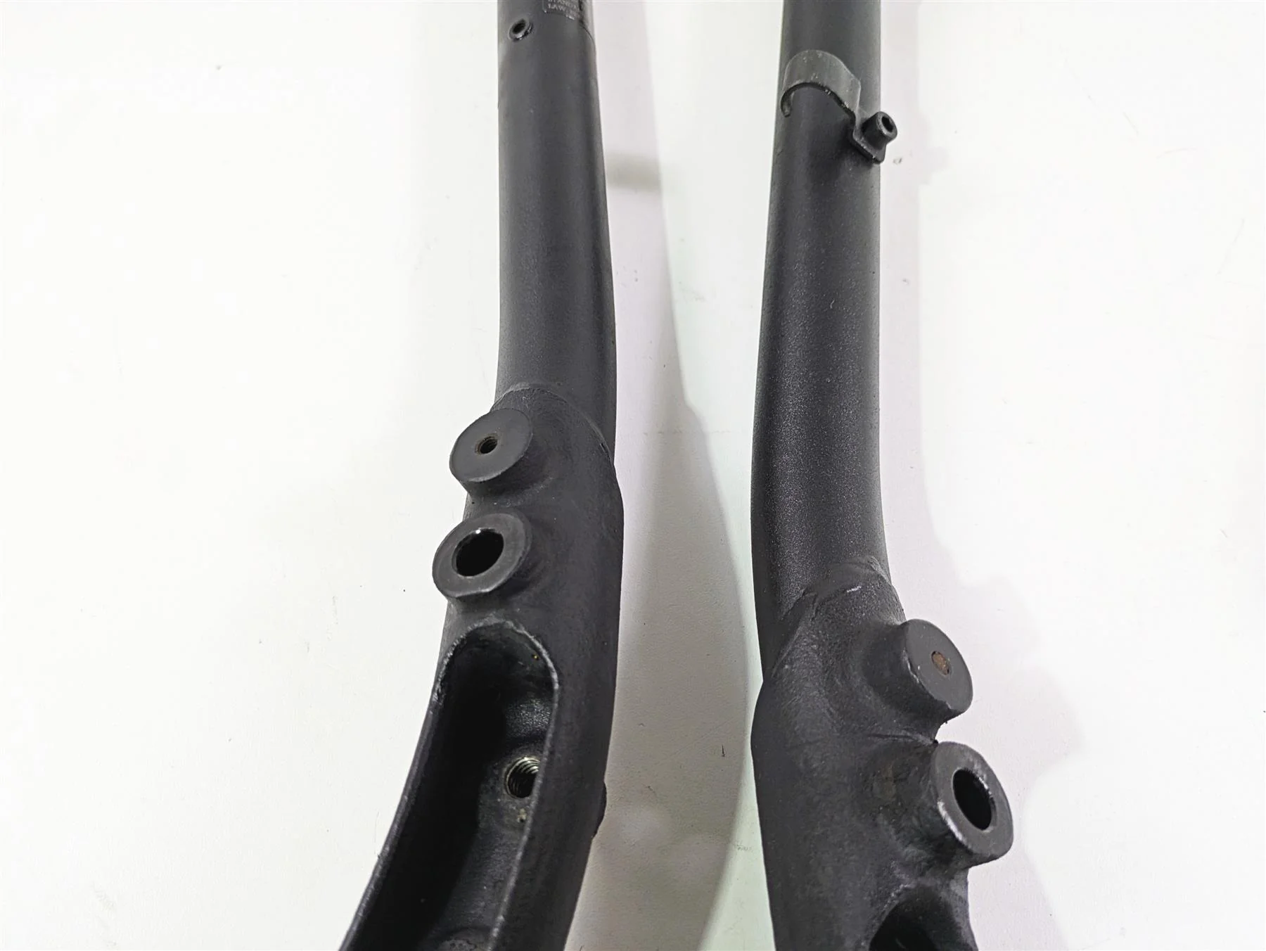 2018 Indian Springfield Dark Horse Front Frame Downtube Set 1026128 1018970 - Image 9