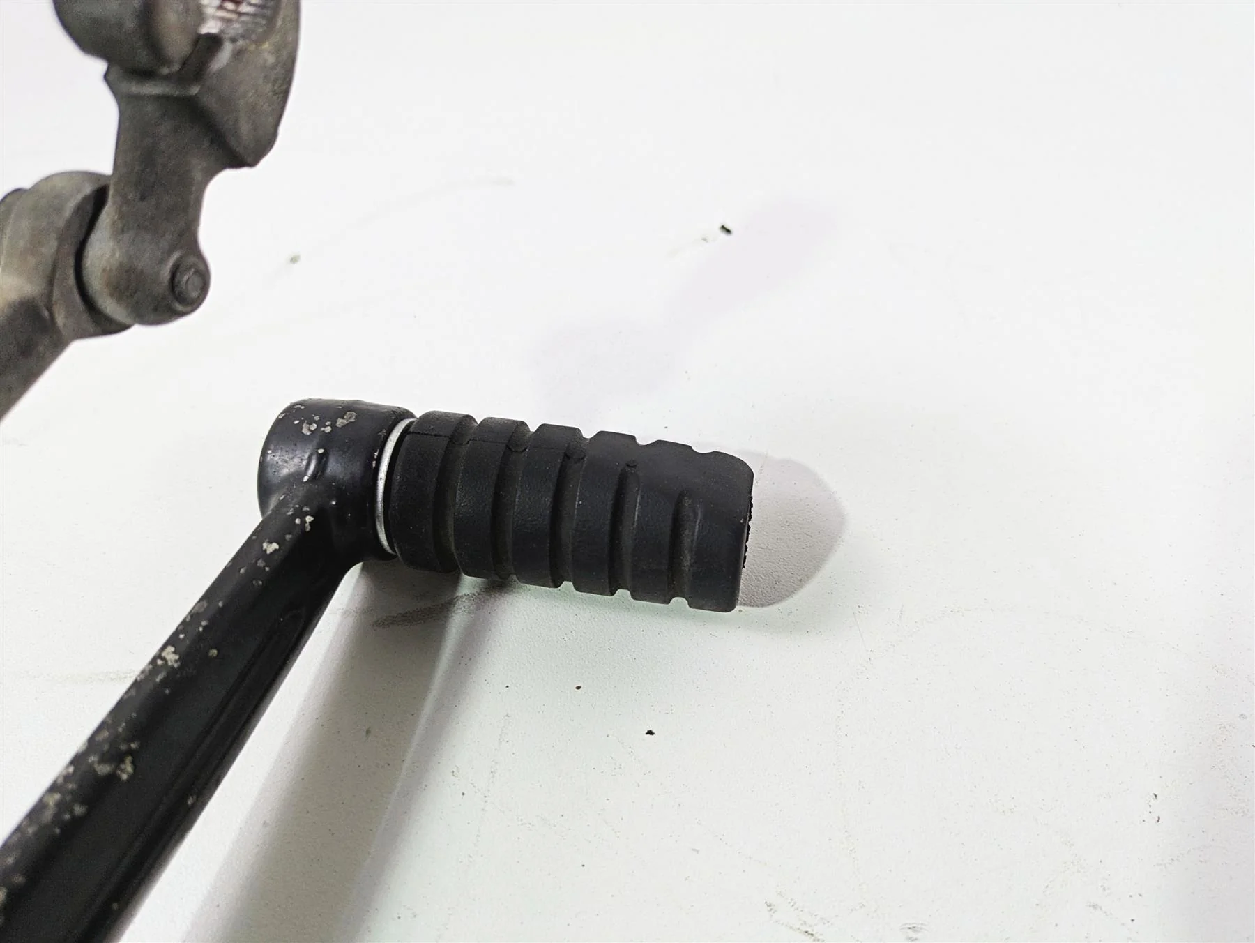 2018 Indian Springfield Dark Horse Front Left Floorboard Mount & Shifter 5138405 - Image 11