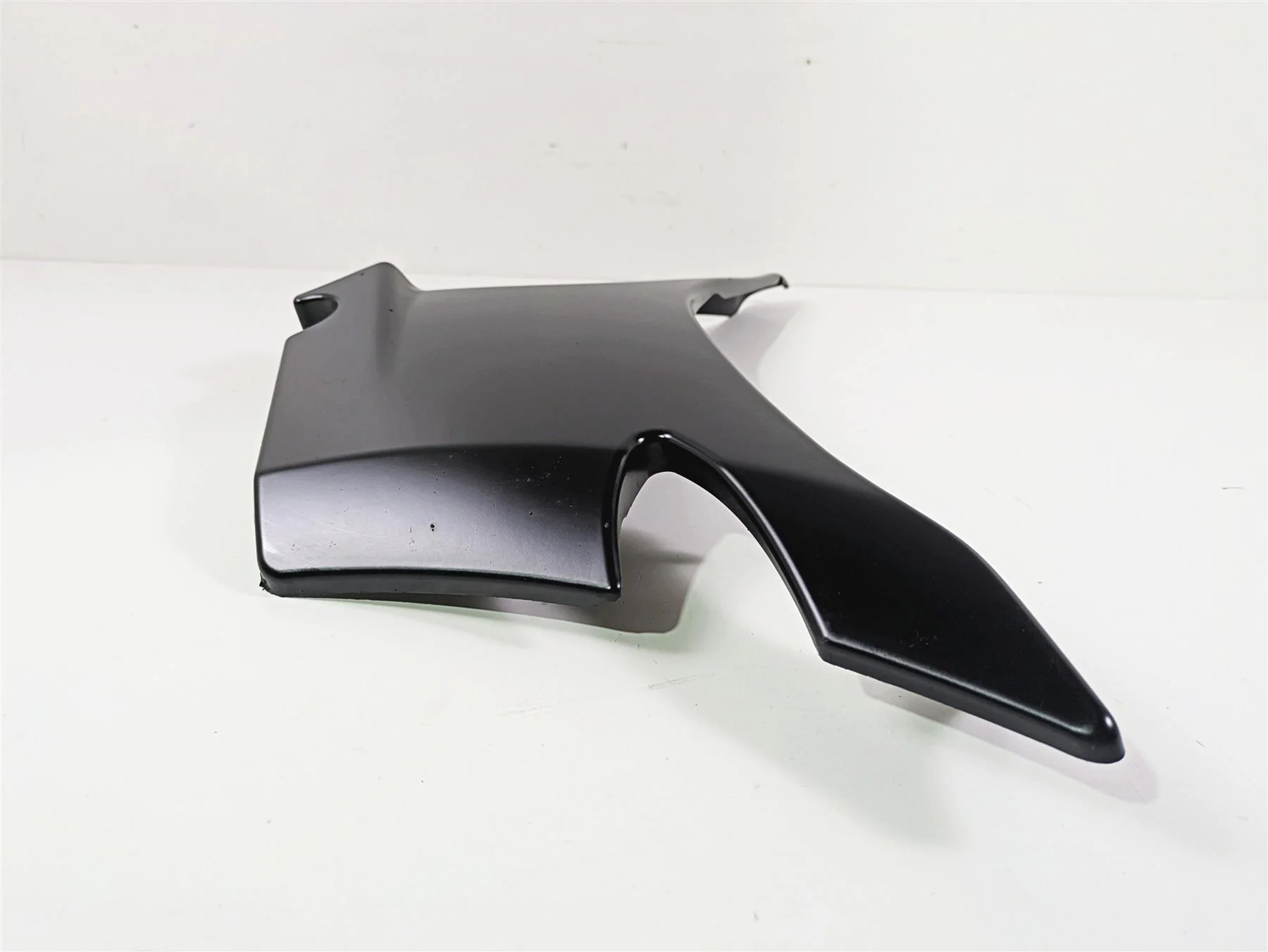2018 Indian Springfield Dark Horse Left Upper Side Cover Fairing 5450242 5455671 - Image 4