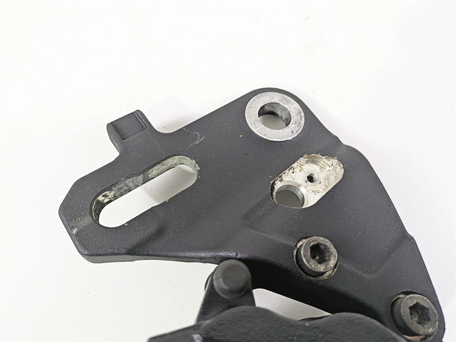 2018 Indian Springfield Dark Horse Nissin Rear Brake Caliper & Mount 1912006 - Image 7