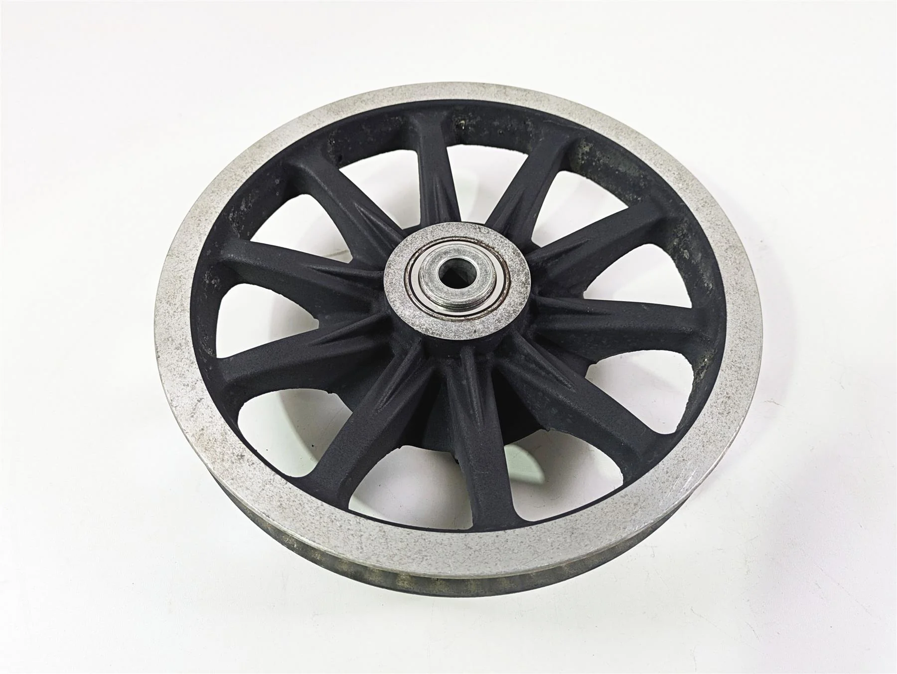2018 Indian Springfield Dark Horse Rear Belt Pulley 66T 24mm 1333429 - Image 4