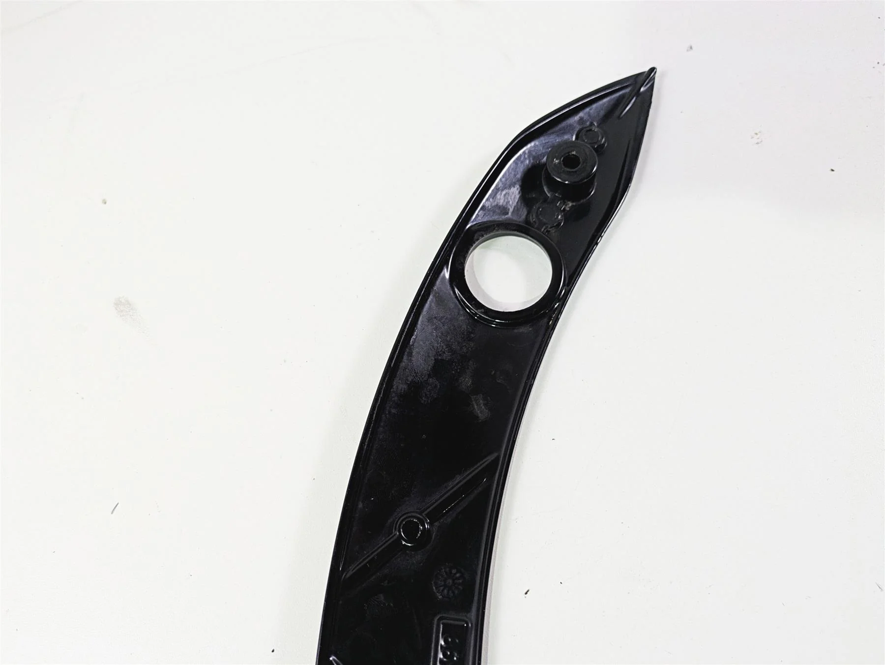 2018 Indian Springfield Dark Horse Rear Fender Struts Covers 5139599 5139598 - Image 9