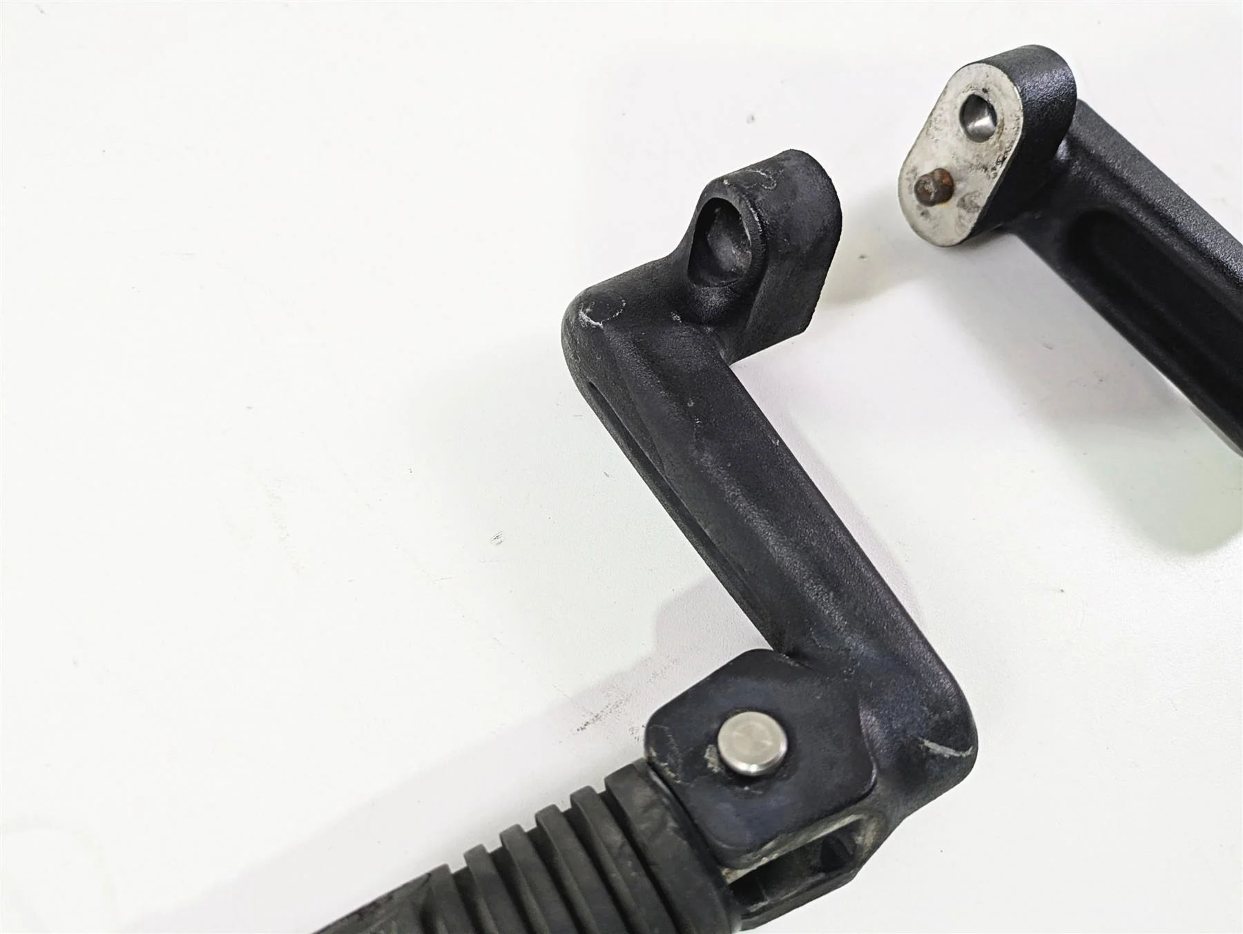 2018 Indian Springfield Dark Horse Rear Passenger Footpegs  5140869 - Image 11