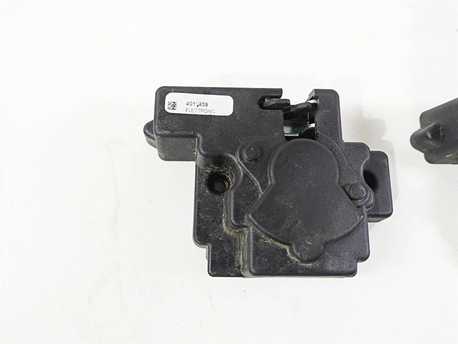 2018 Indian Springfield Dark Horse Saddlebag Lock Actuator Set 4017838 - Image 6