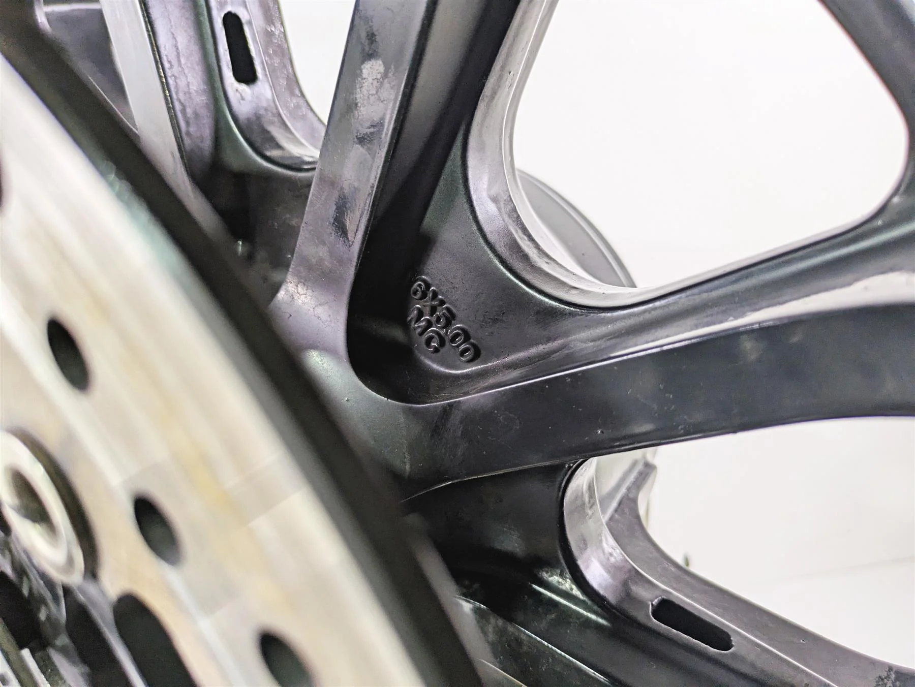 2018 Indian Springfield Dark Horse Straight 16x5 Rear Wheel Rim 1523060 - Image 8