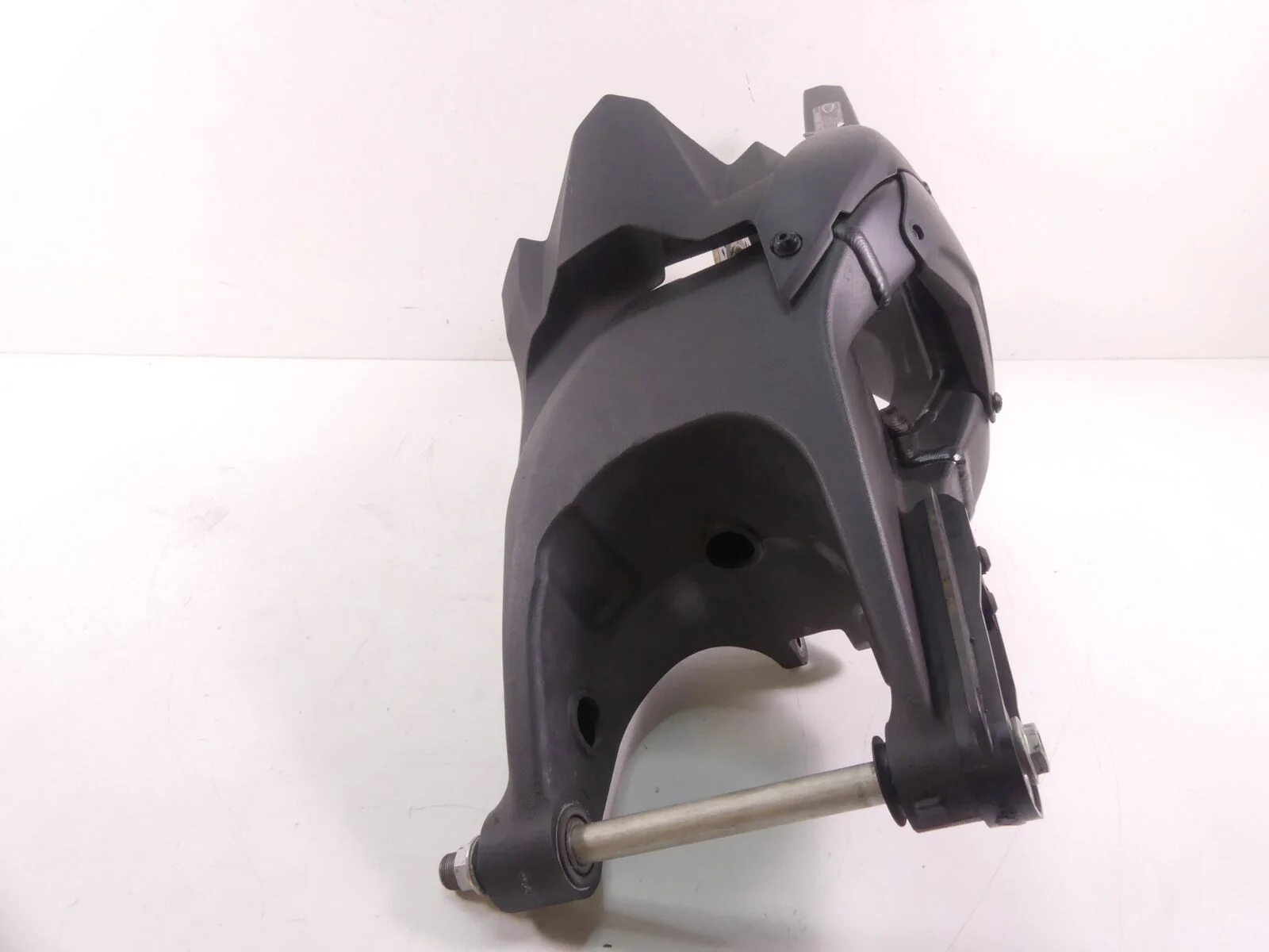 2018 Kawasaki Ninja H2 ZX1002 SX SE Rear Swingarm Axle Set - Read 33001-0686-46R - Image 2
