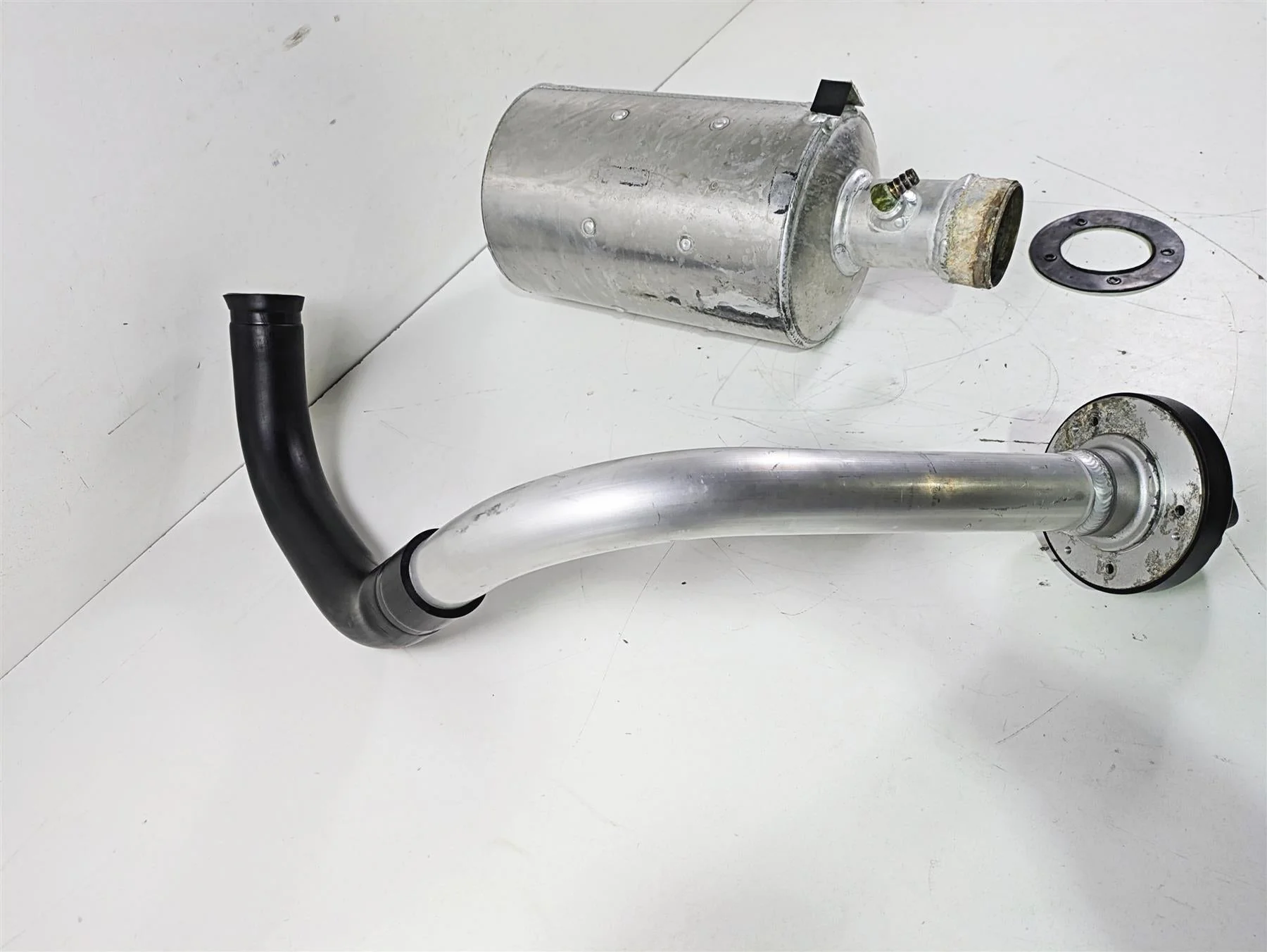 2018 Kawasaki STX-15F Jetski Muffler Silencer Pipe Exhaust 49070-0045