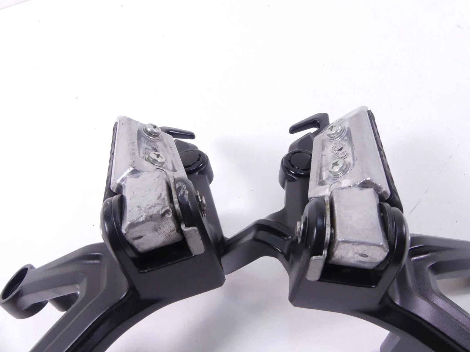 2018 Kawasaki ZX1002 NINJA H2 SX SE Rear Passenger Footpeg Peg Set 35063-1420-46 - Image 7
