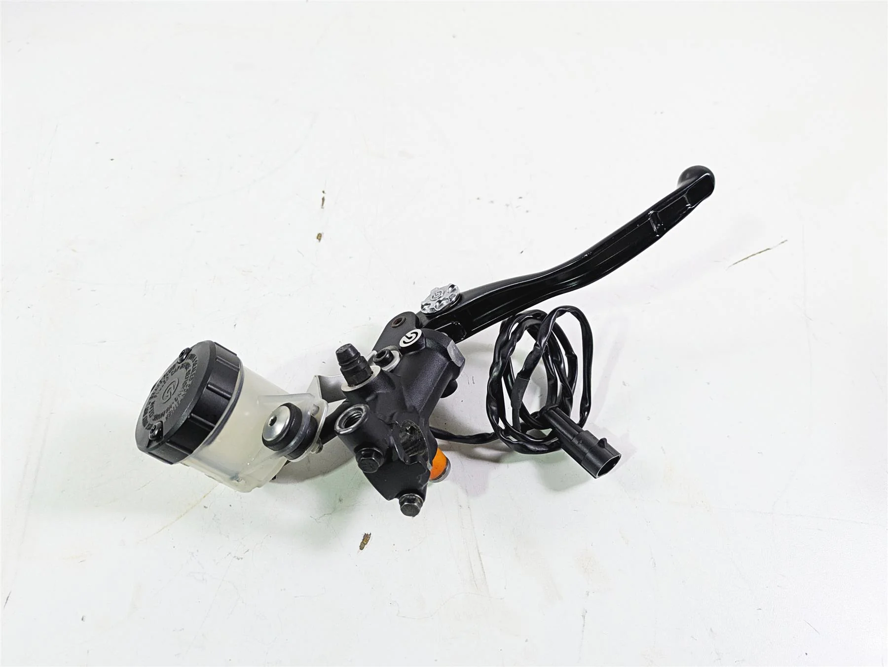 2018 KTM 1290 Super Adv S Front Radial Brembo Brake Pump & Lever 6201310110030 - Image 3