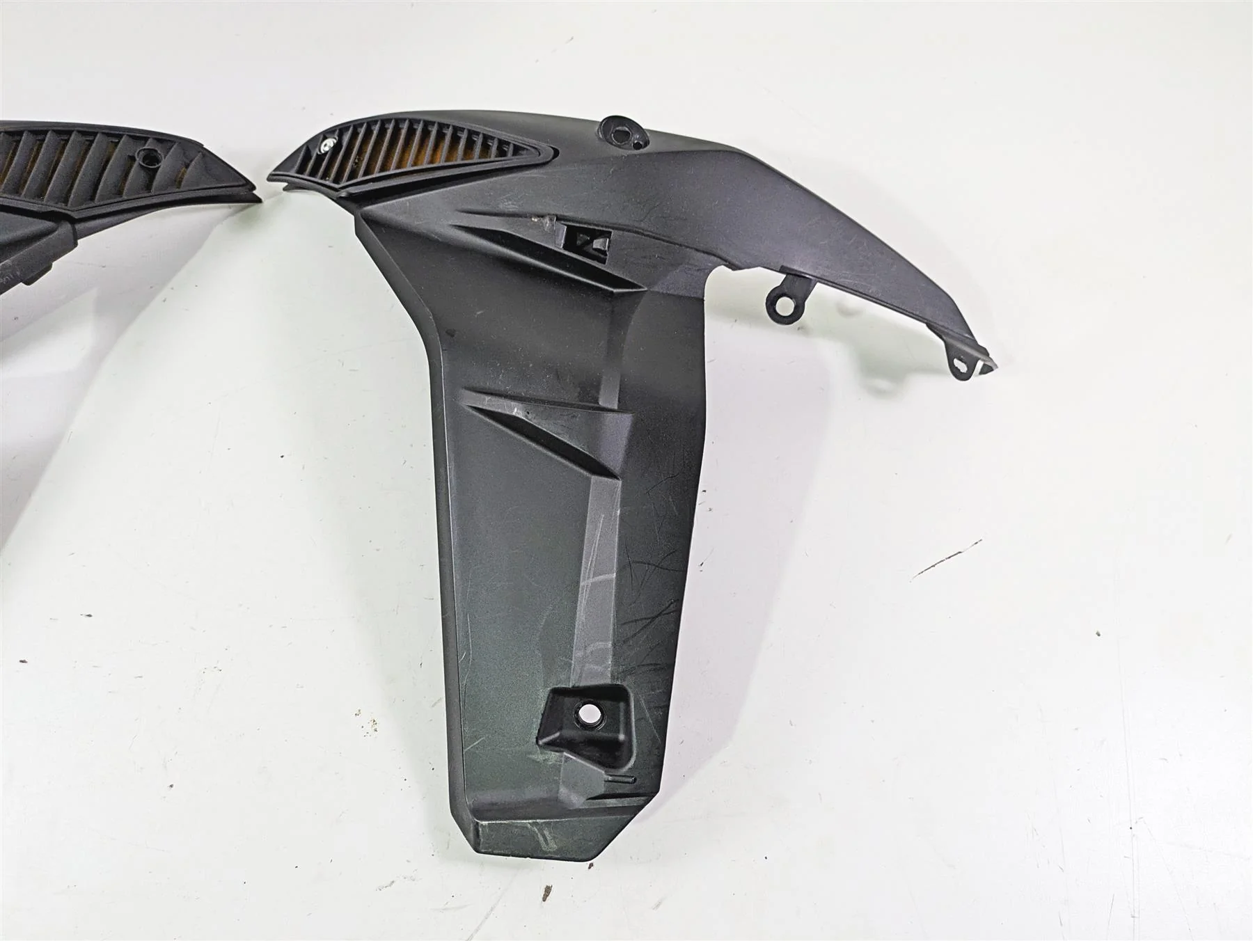 2018 KTM 1290 Super Adv S Front Side Air Intake Fairing Set 60708102000 - Image 2