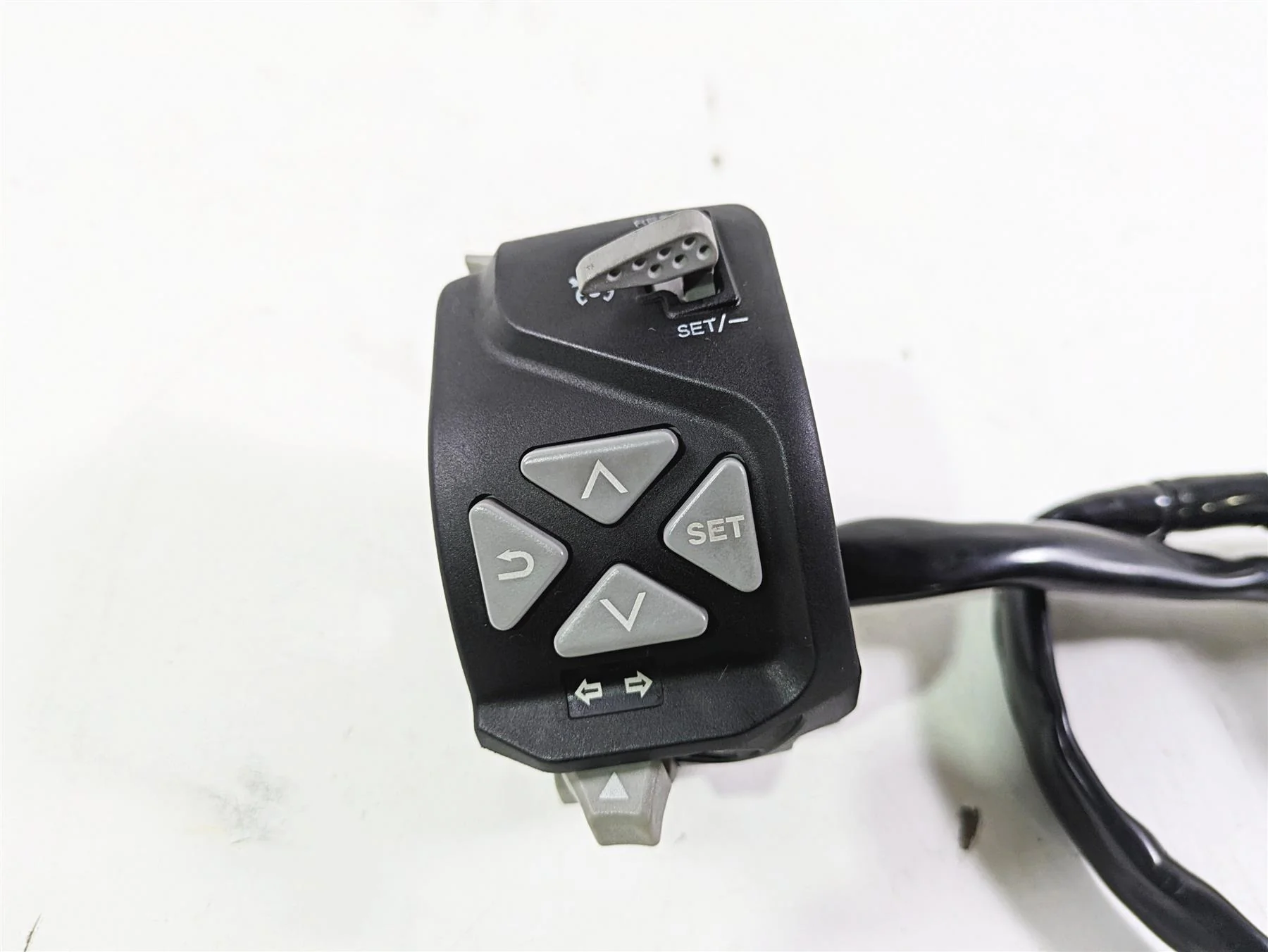2018 KTM 1290 Super Adv S Left Hand Control Switch 61411170000 61411170100 - Image 6
